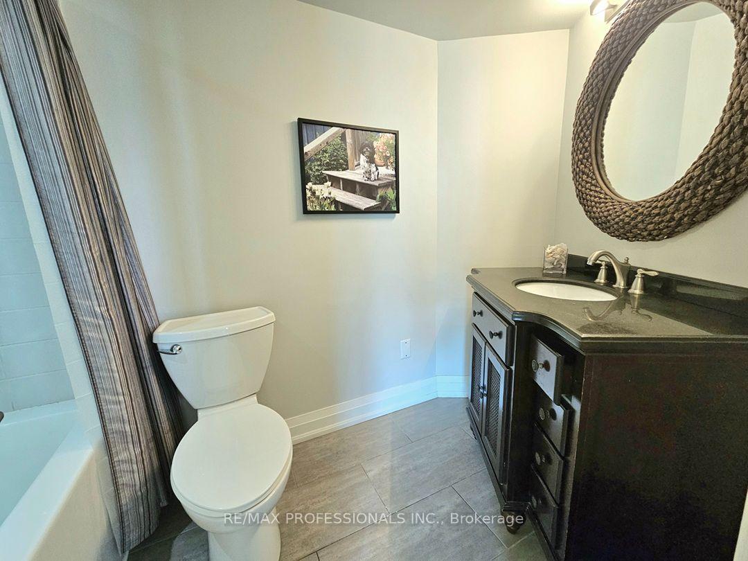 Photo 34 of Unit E41, 300 Mill Road, Etobicoke, Markland Wood — HOMEH