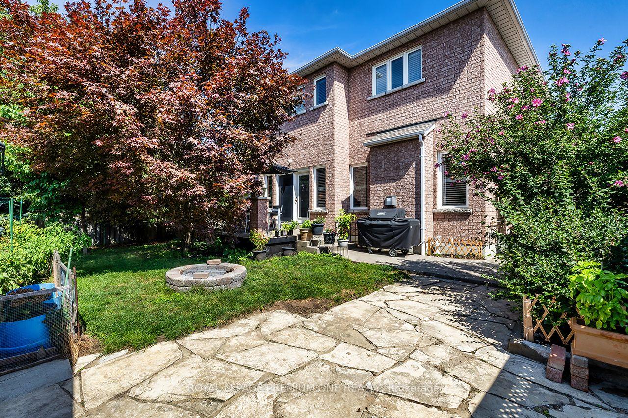 Photo 38 of 66 Bridlewood Boulevard, Whitby, Rolling Acres — HOMEH