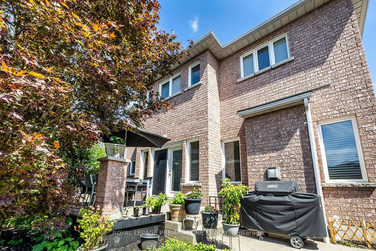 Photo 42 of 66 Bridlewood Boulevard, Whitby, Rolling Acres — HOMEH