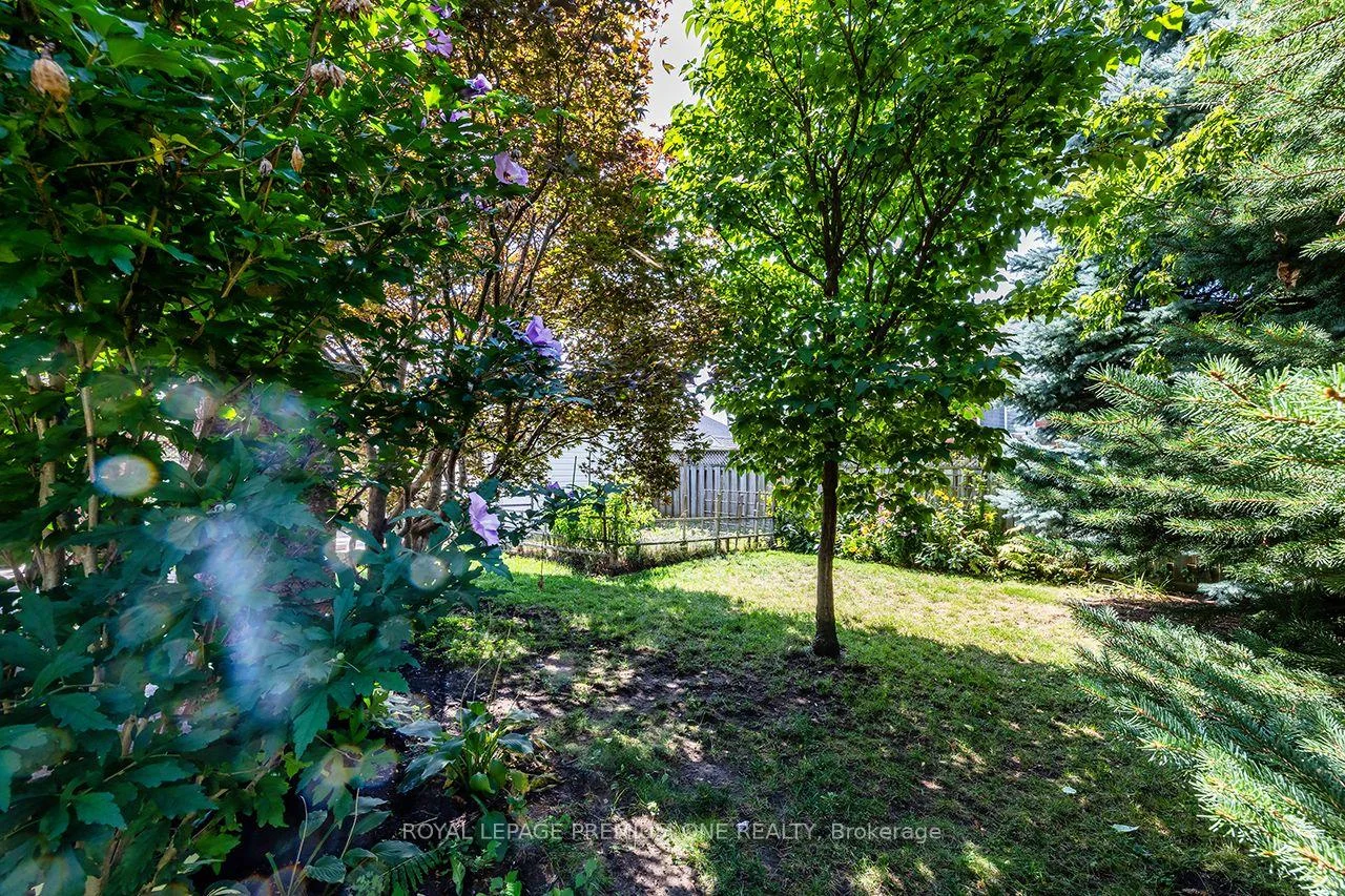 Photo 47 of 66 Bridlewood Boulevard, Whitby, Rolling Acres — HOMEH