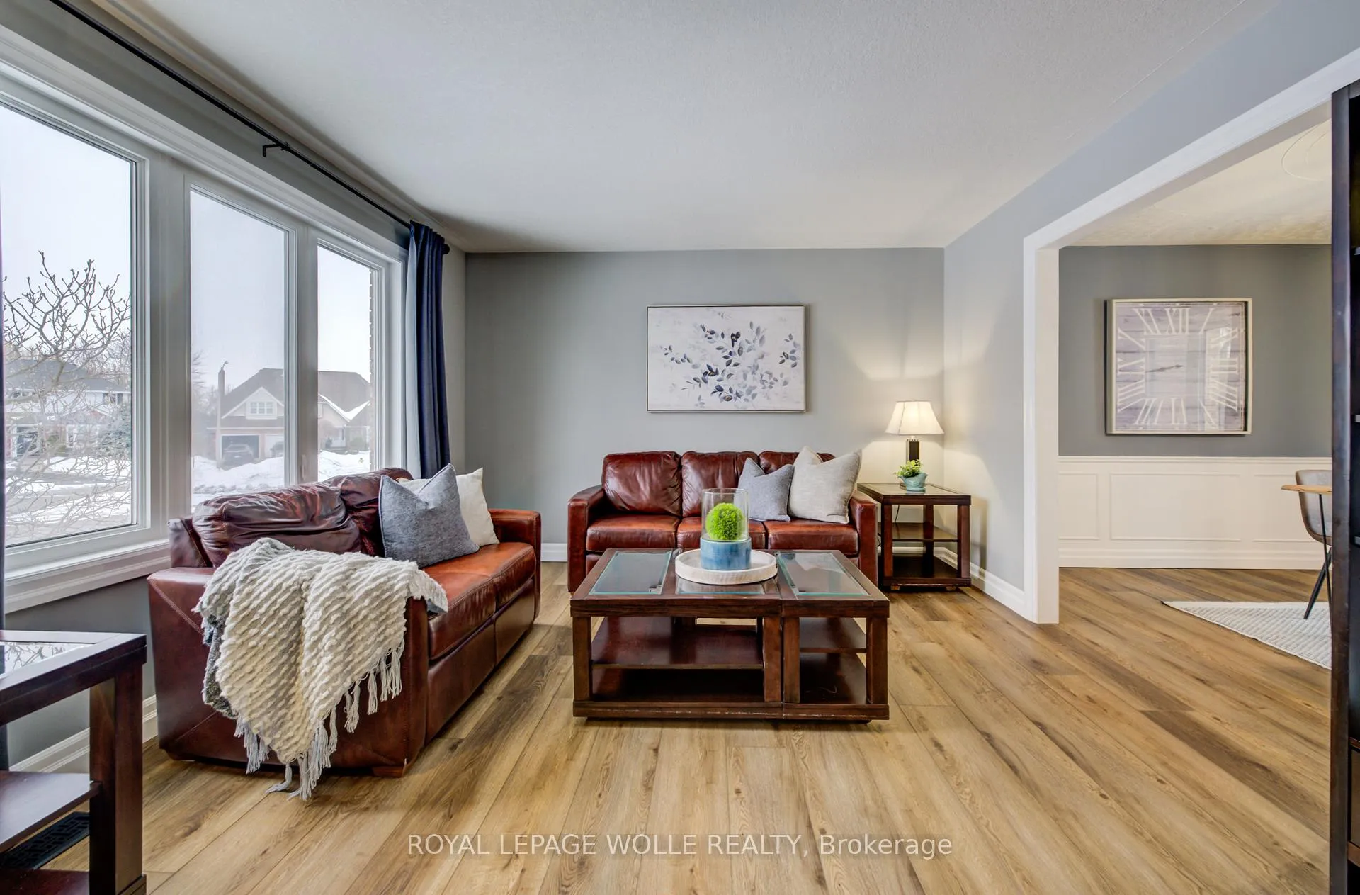 Photo 8 of 451 Knightsbridge Court, Waterloo — HOMEH
