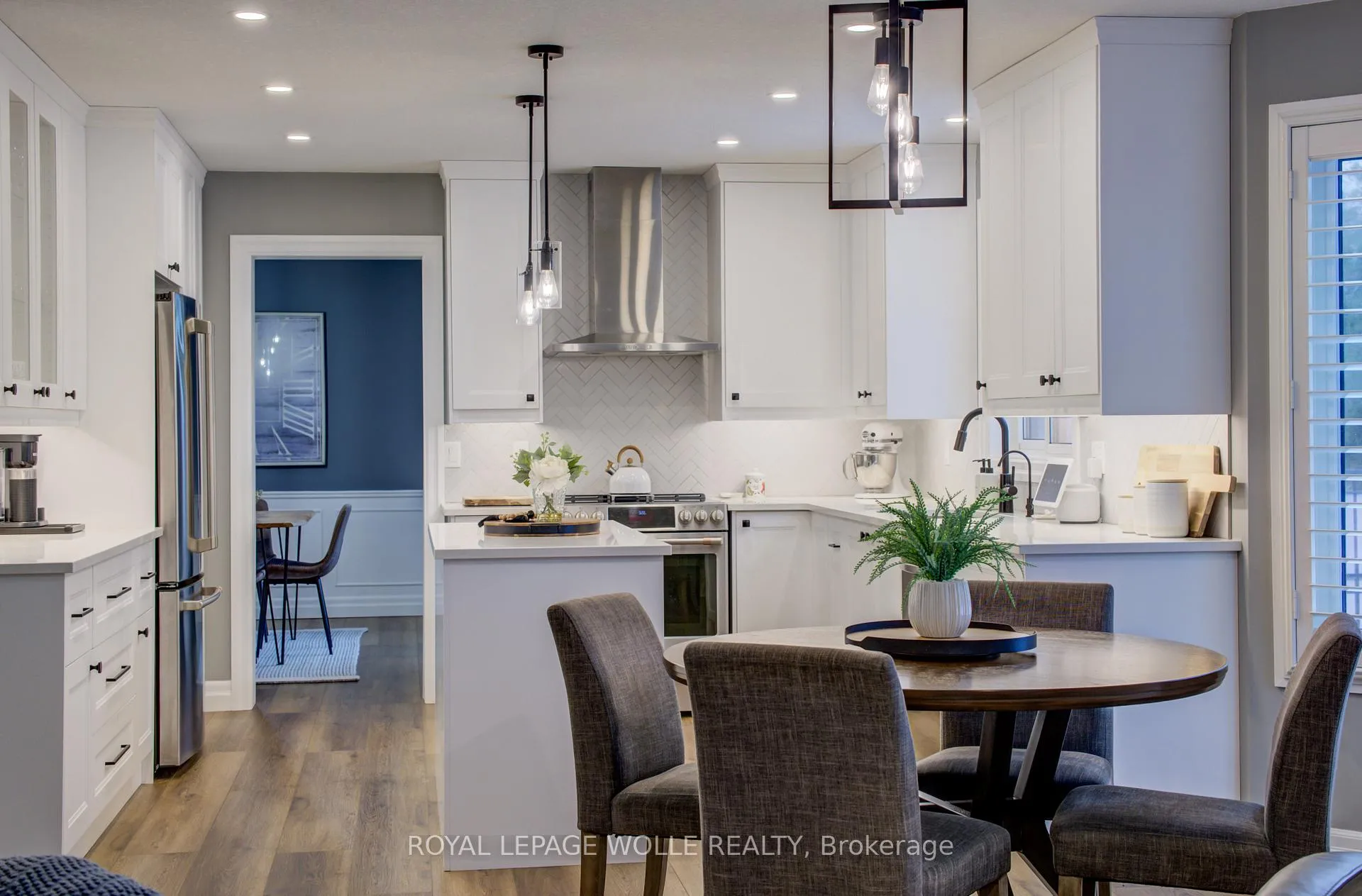 Photo 22 of 451 Knightsbridge Court, Waterloo — HOMEH