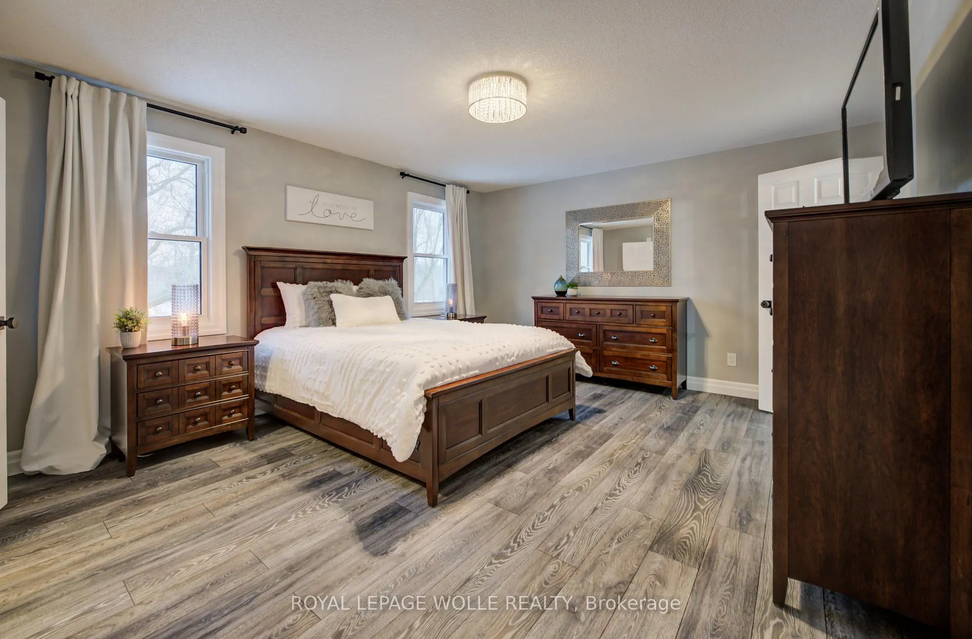Photo 32 of 451 Knightsbridge Court, Waterloo — HOMEH