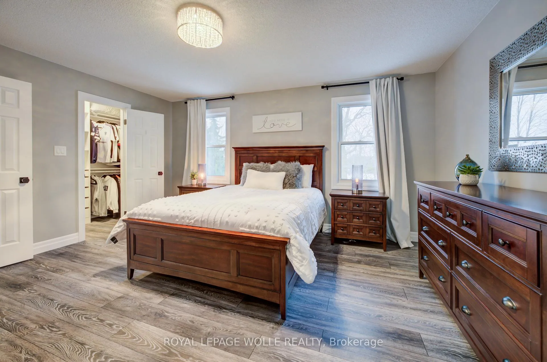 Photo 33 of 451 Knightsbridge Court, Waterloo — HOMEH
