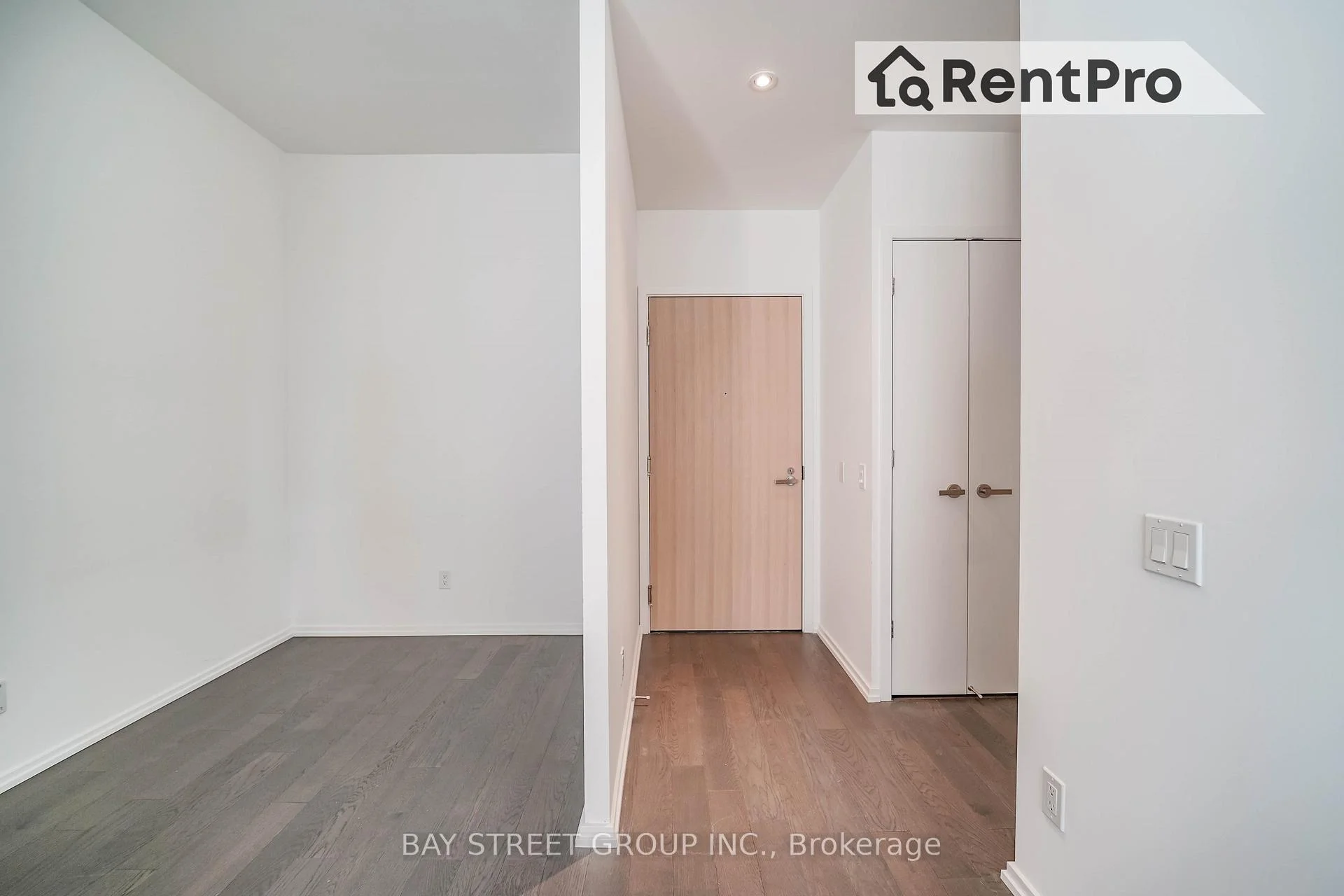 Photo 11 of Unit 1003, 5 Soudan Avenue, Toronto, Mount Pleasant West — HOMEH