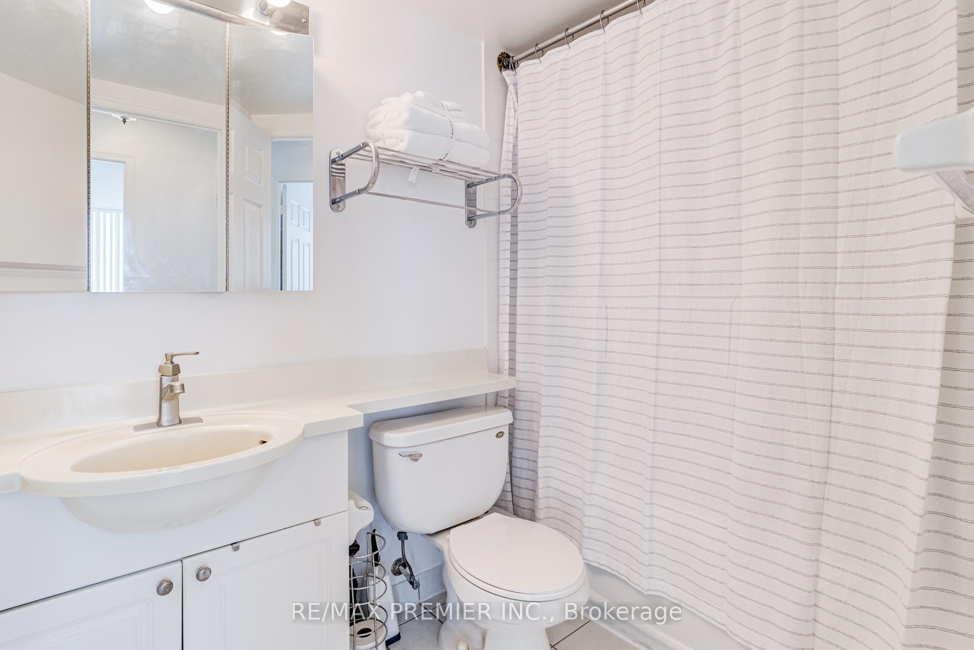 Photo 22 of Unit PH06, 15 Michael Power Place, Etobicoke, Islington-City Centre West — HOMEH