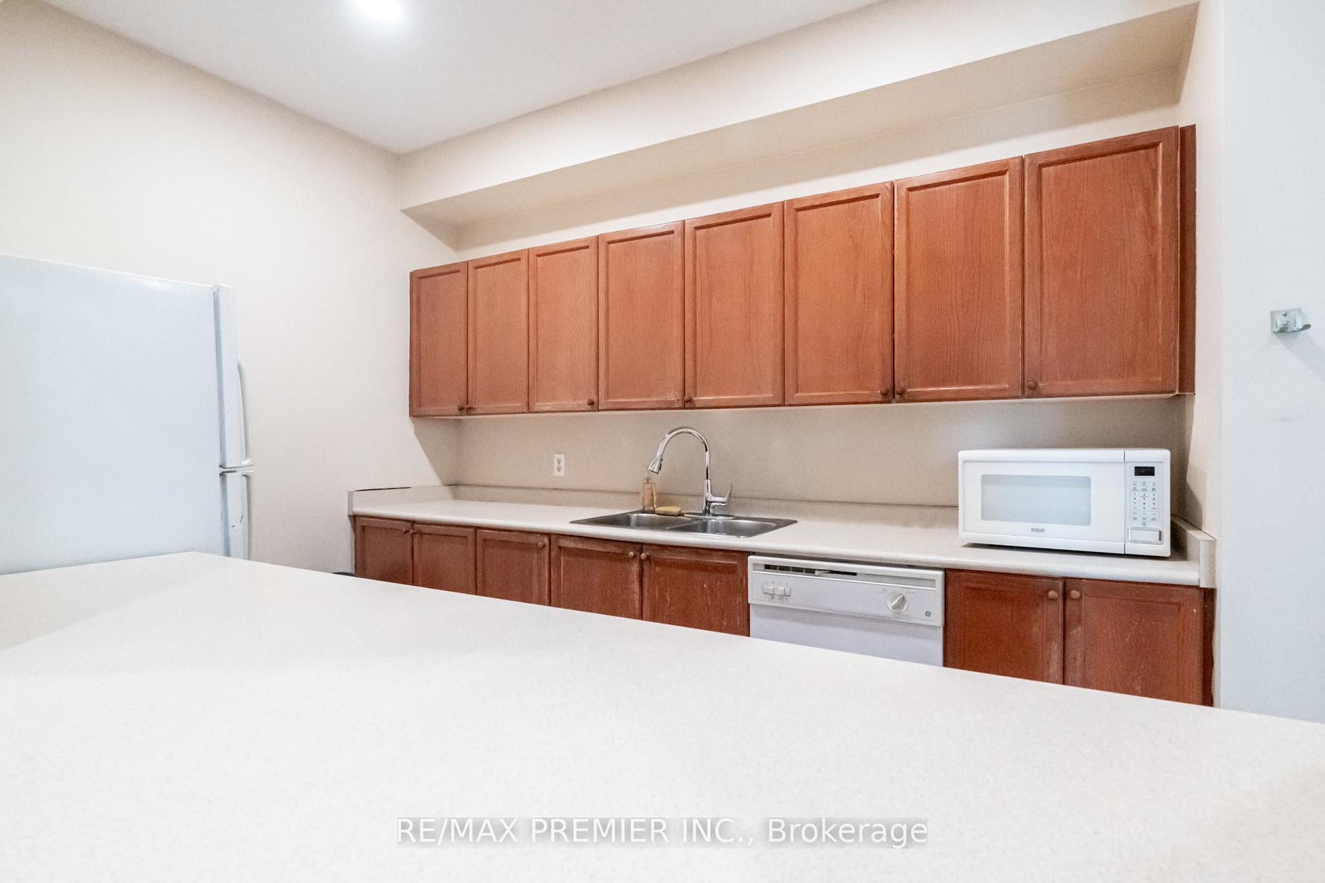 Photo 34 of Unit PH06, 15 Michael Power Place, Etobicoke, Islington-City Centre West — HOMEH