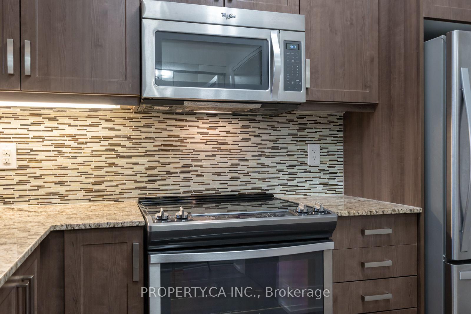 Photo 6 of Unit 613, 1 Old Mill Drive, Toronto, High Park-Swansea — HOMEH