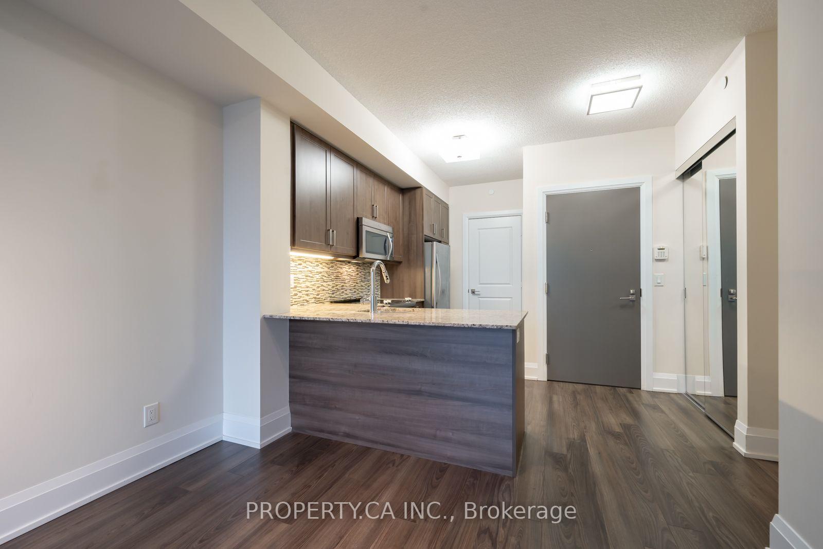Photo 8 of Unit 613, 1 Old Mill Drive, Toronto, High Park-Swansea — HOMEH