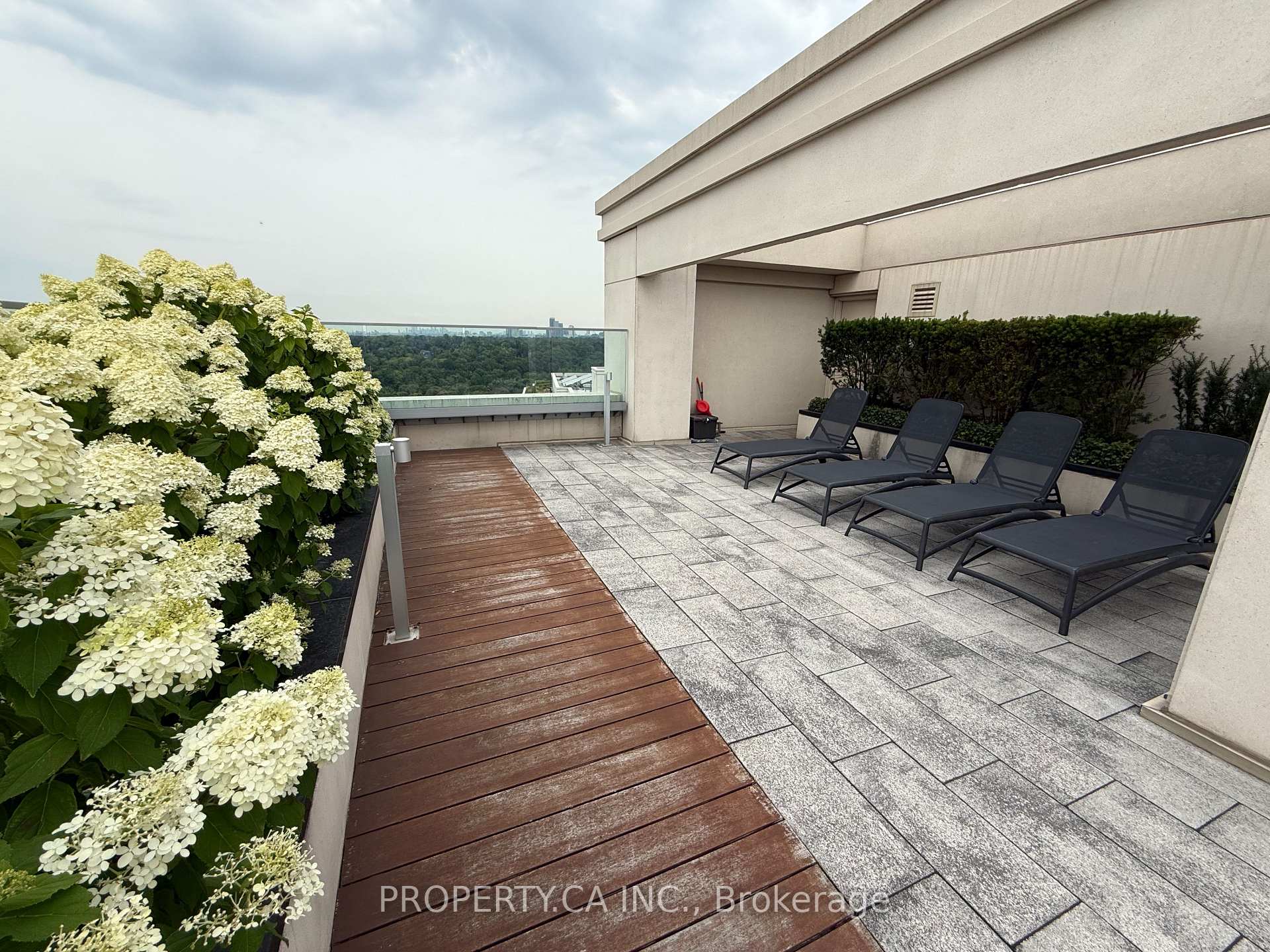 Photo 41 of Unit 613, 1 Old Mill Drive, Toronto, High Park-Swansea — HOMEH