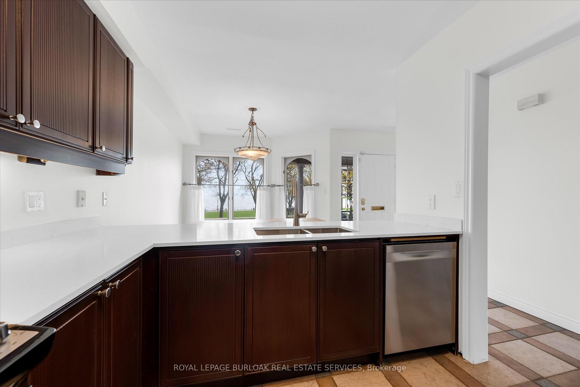 Photo 13 of 1389 Lakeshore Road, Burlington, Brant — HOMEH