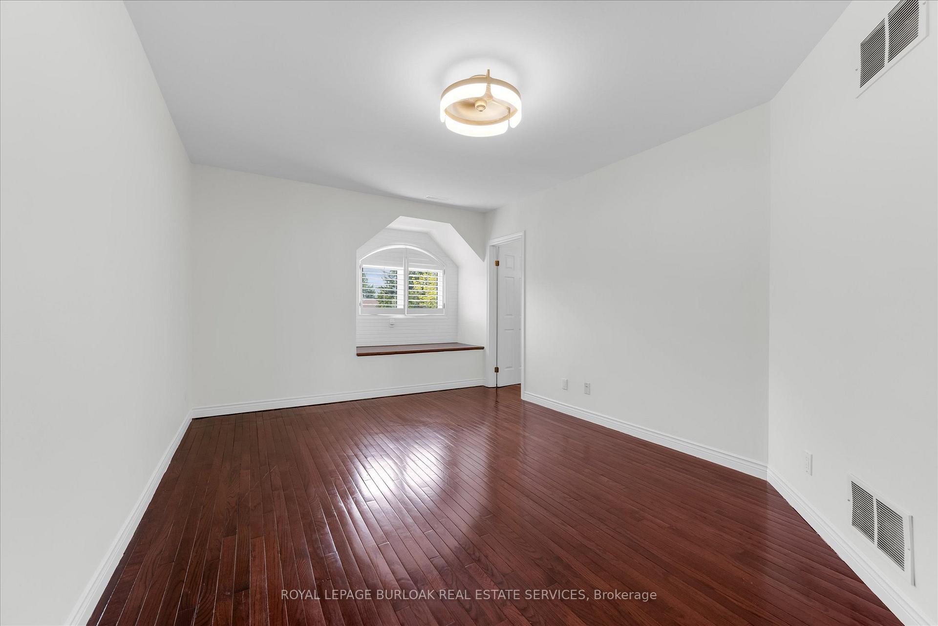 Photo 18 of 1389 Lakeshore Road, Burlington, Brant — HOMEH