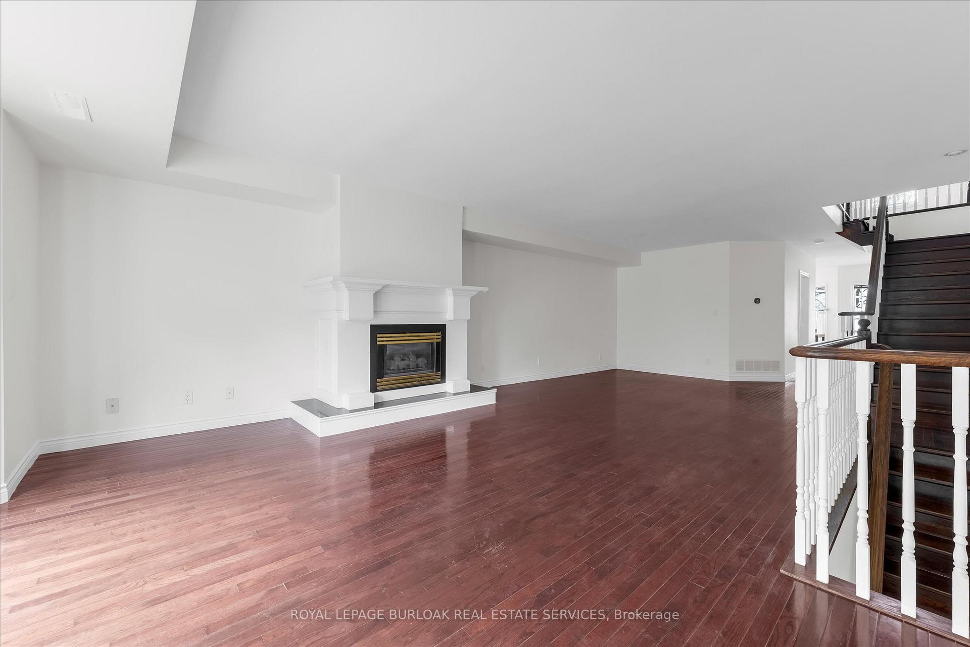 Photo 20 of 1389 Lakeshore Road, Burlington, Brant — HOMEH