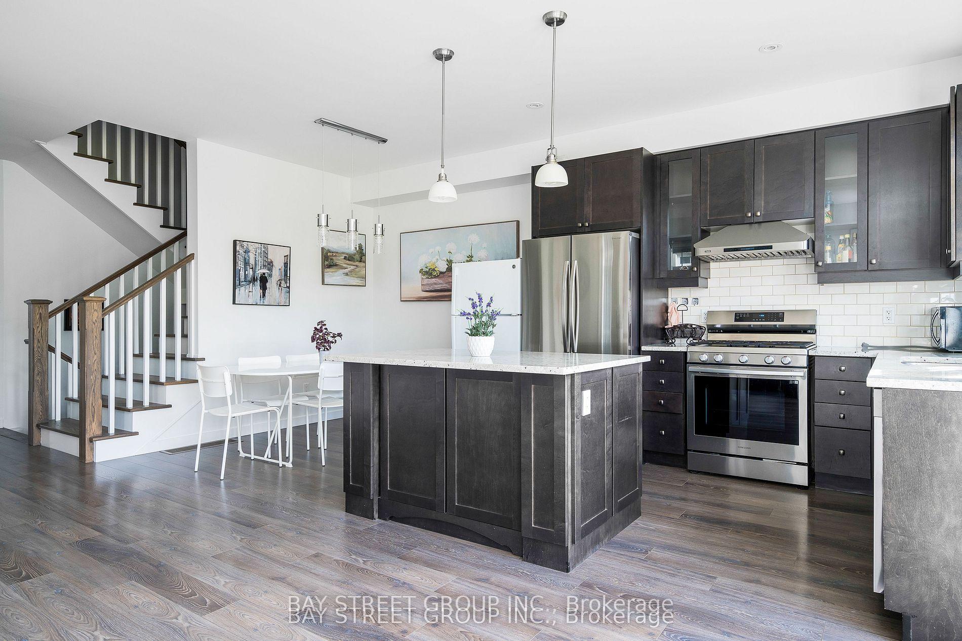 Photo 5 of 142 yellow birch Crescent, Blue Mountains — HOMEH
