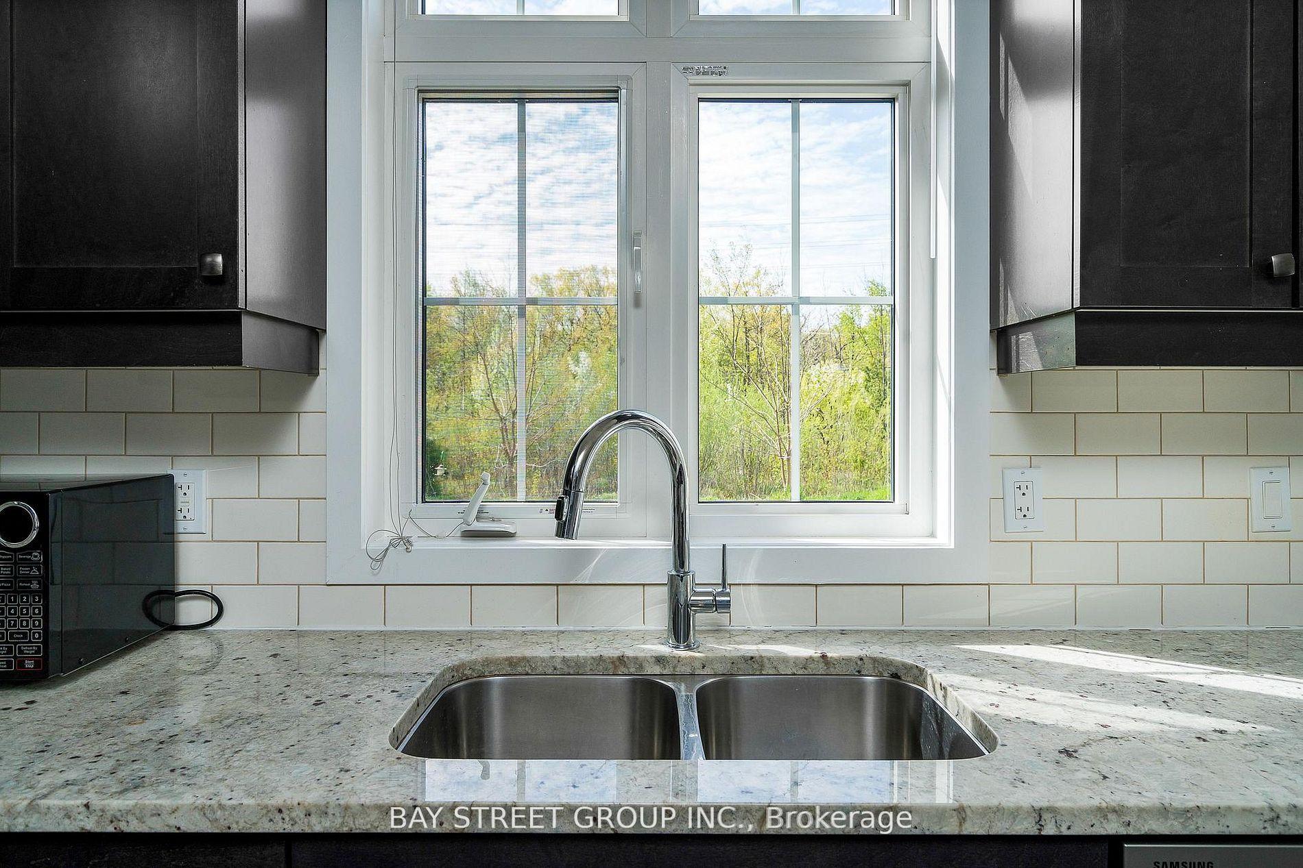 Photo 8 of 142 yellow birch Crescent, Blue Mountains — HOMEH