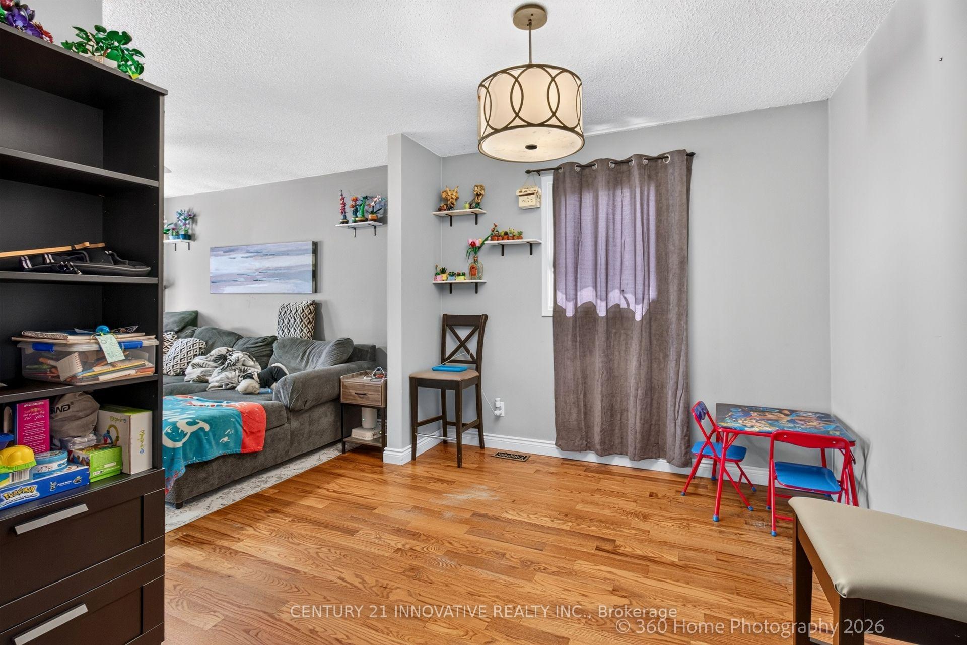 Photo 11 of 888 Southgate Drive, Oshawa, Donevan — HOMEH