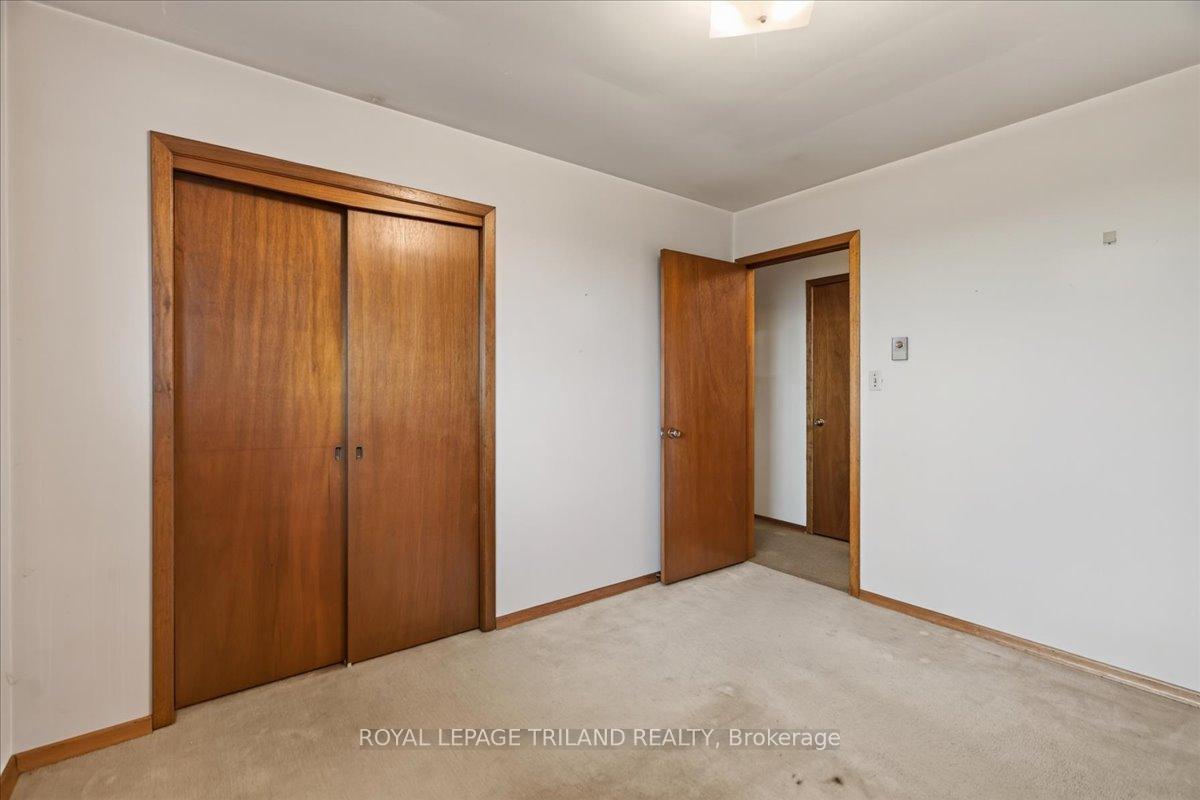 Photo 15 of 6097 Egremont Drive, Middlesex Centre, Rural Middlesex Centre — HOMEH