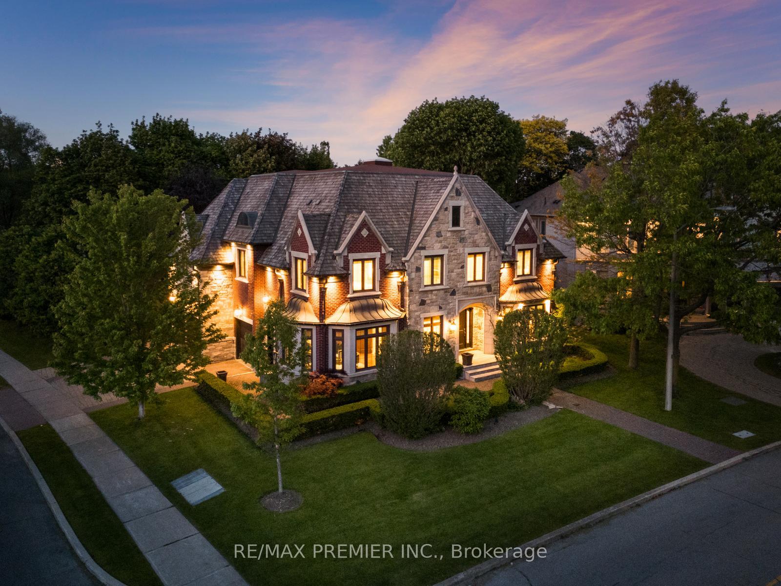 Photo of 35 Normandale Crescent