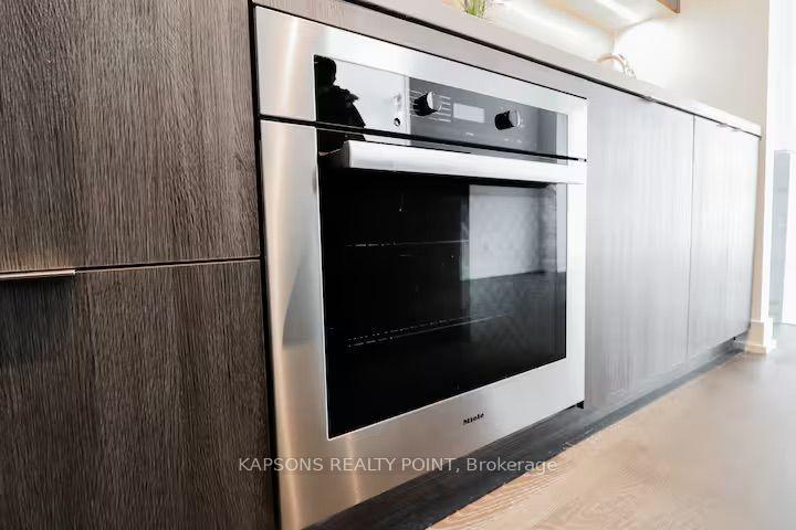 Photo 4 of Unit 6512, 7 Grenville Street, Toronto, Bay Street Corridor — HOMEH
