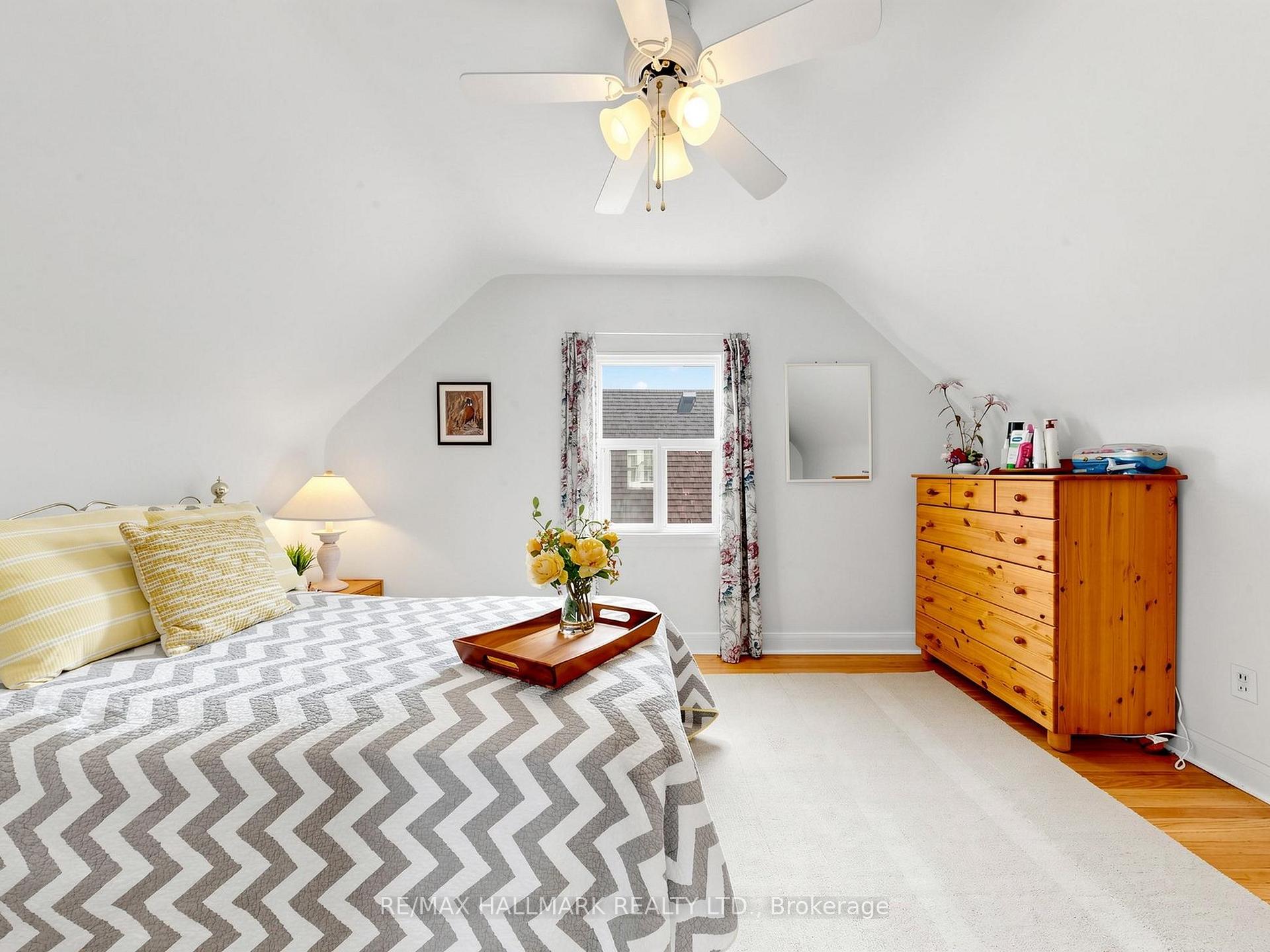 Photo 19 of 20 Elfreda Boulevard, Scarborough, Clairlea-Birchmount — HOMEH