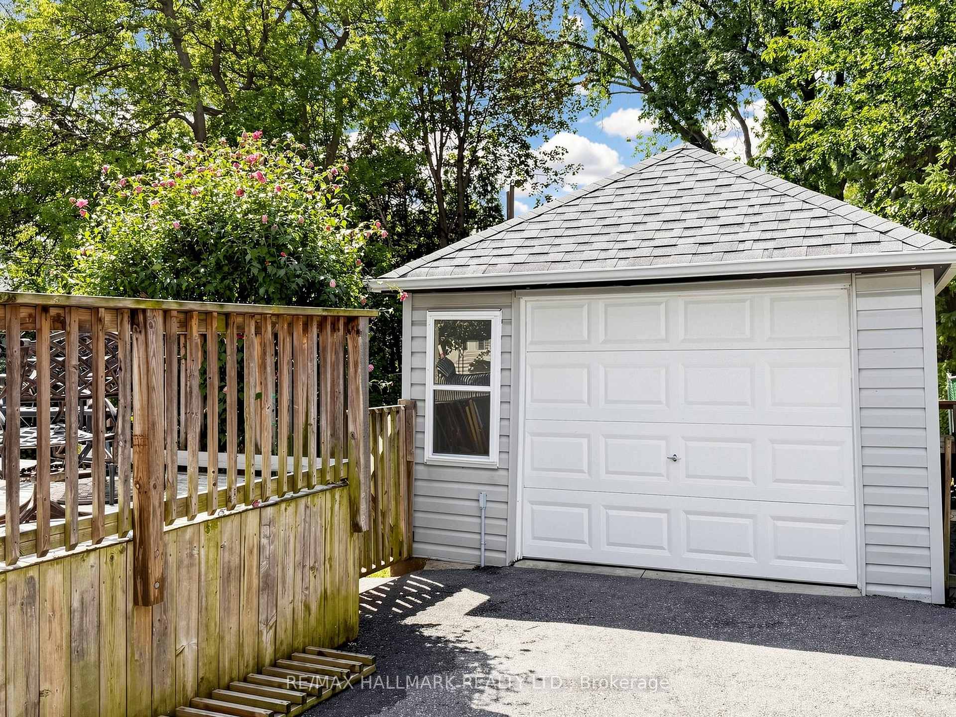 Photo 30 of 20 Elfreda Boulevard, Scarborough, Clairlea-Birchmount — HOMEH