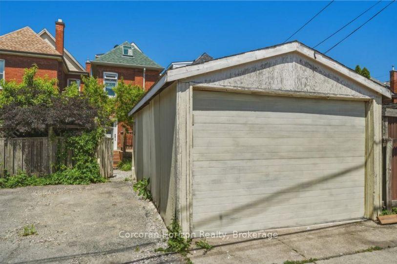 Photo 27 of 42 Nightingale Street, Hamilton, Landsdale — HOMEH