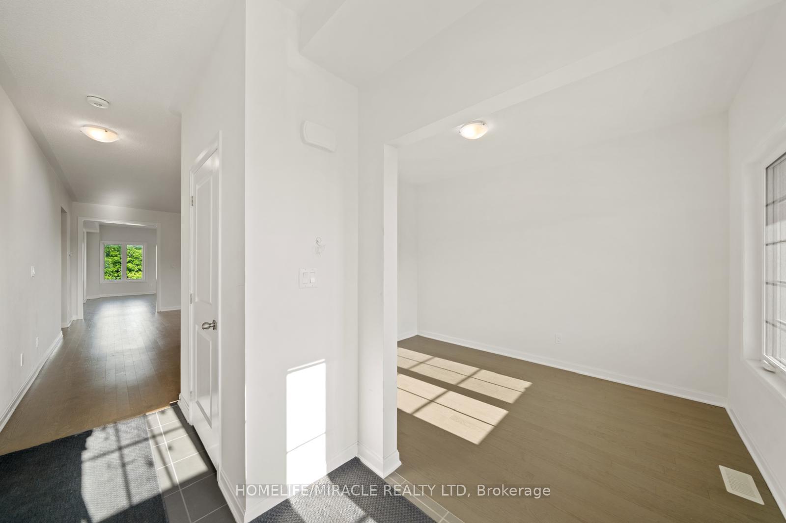 Photo 4 of 54 Oakmont Drive, Loyalist, Bath — HOMEH