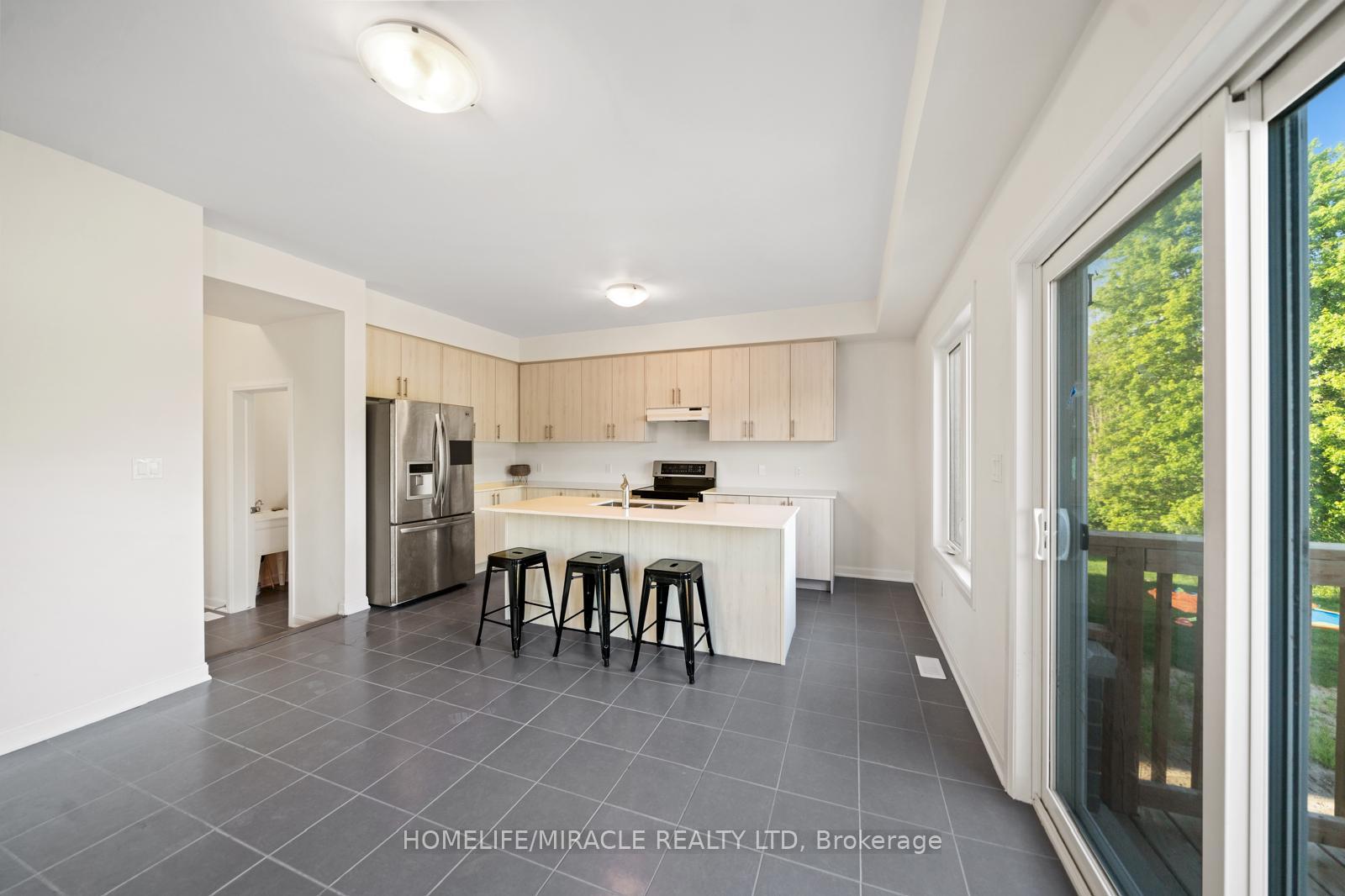 Photo 14 of 54 Oakmont Drive, Loyalist, Bath — HOMEH