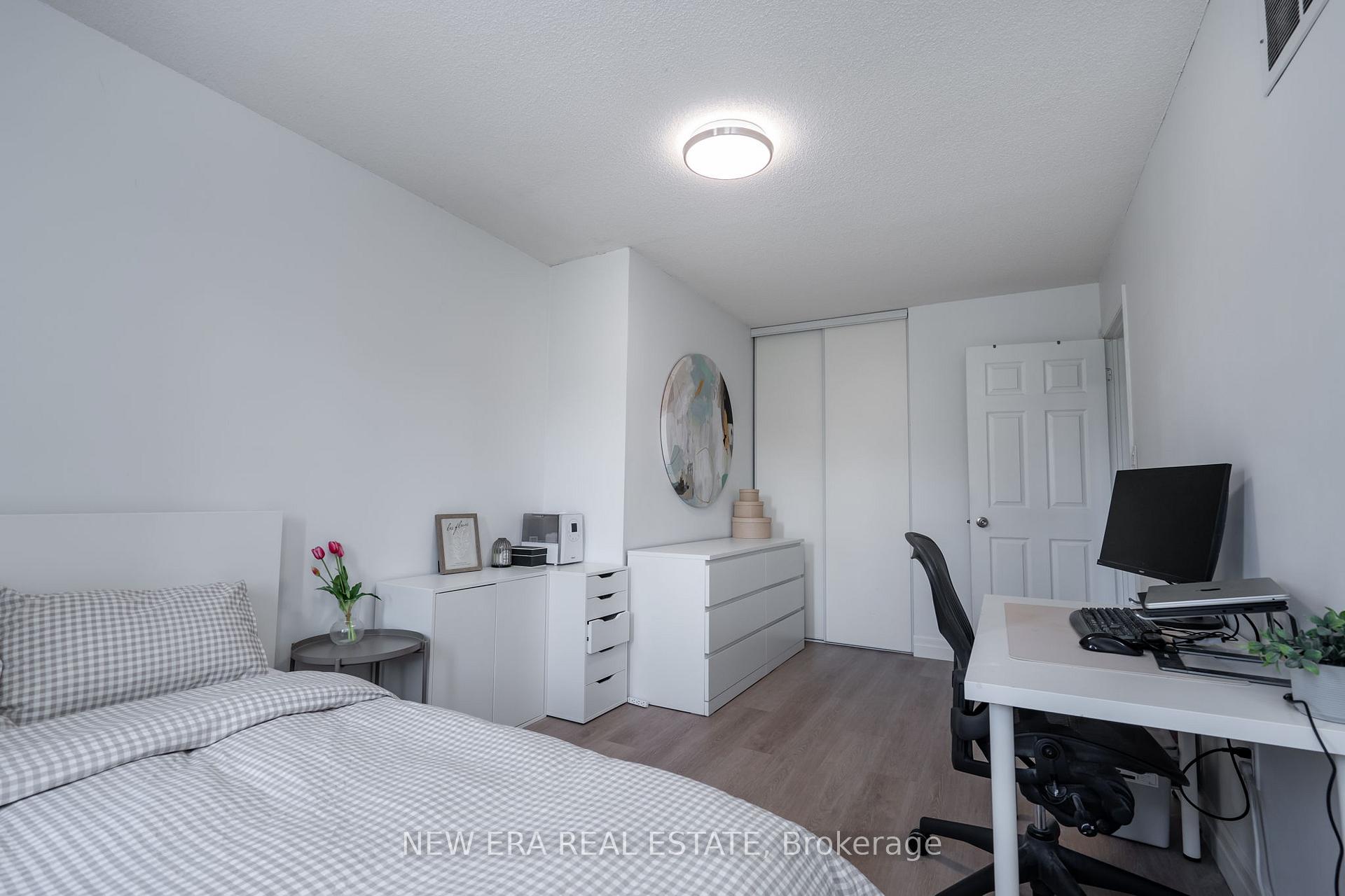 Photo 29 of 25 Berkindale Court, Brampton, Fletcher's Creek South — HOMEH