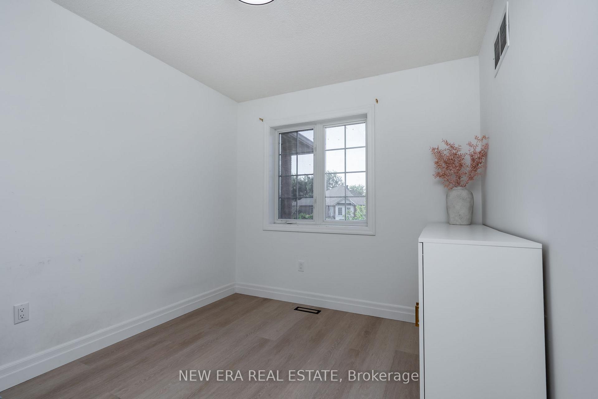 Photo 31 of 25 Berkindale Court, Brampton, Fletcher's Creek South — HOMEH