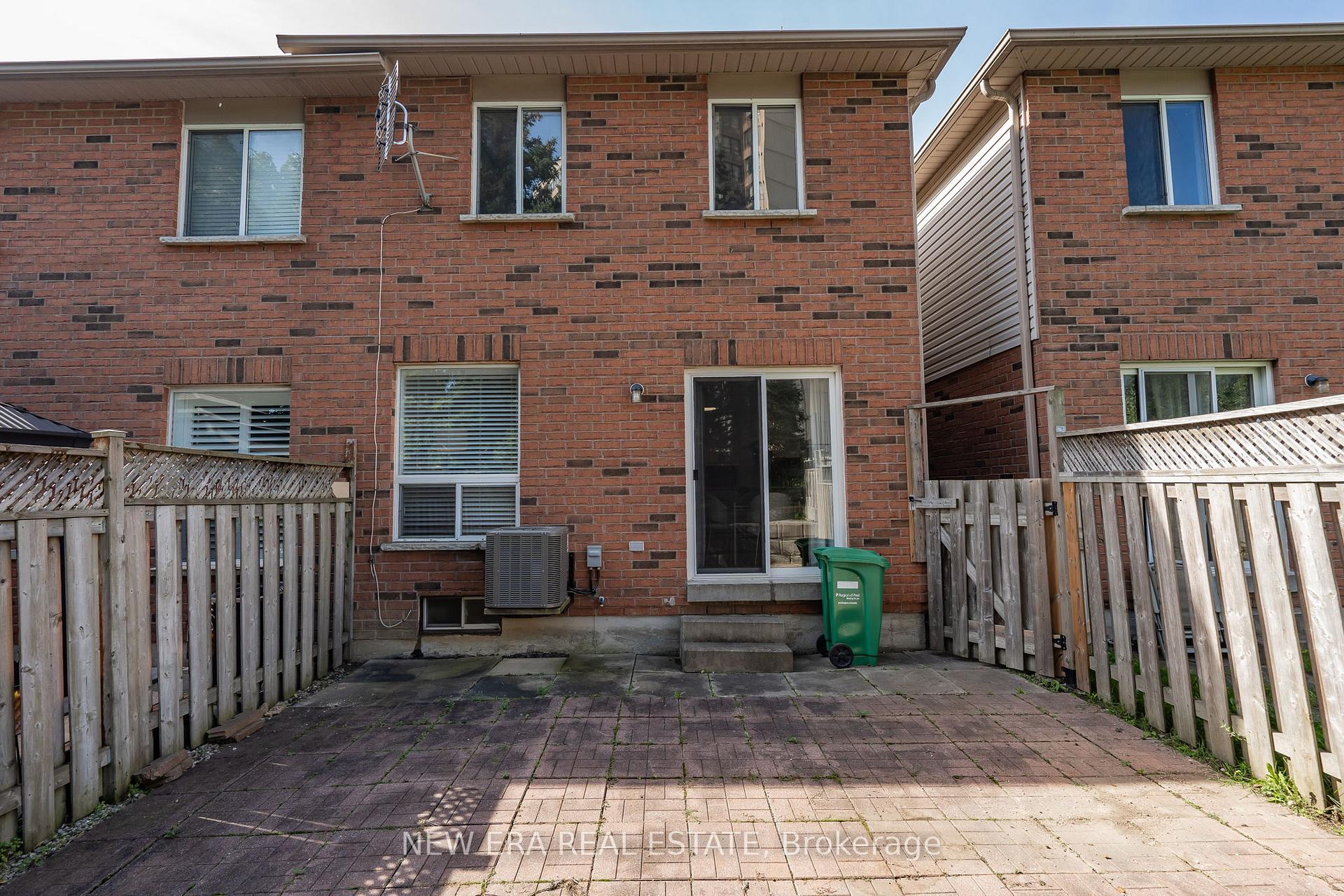 Photo 40 of 25 Berkindale Court, Brampton, Fletcher's Creek South — HOMEH
