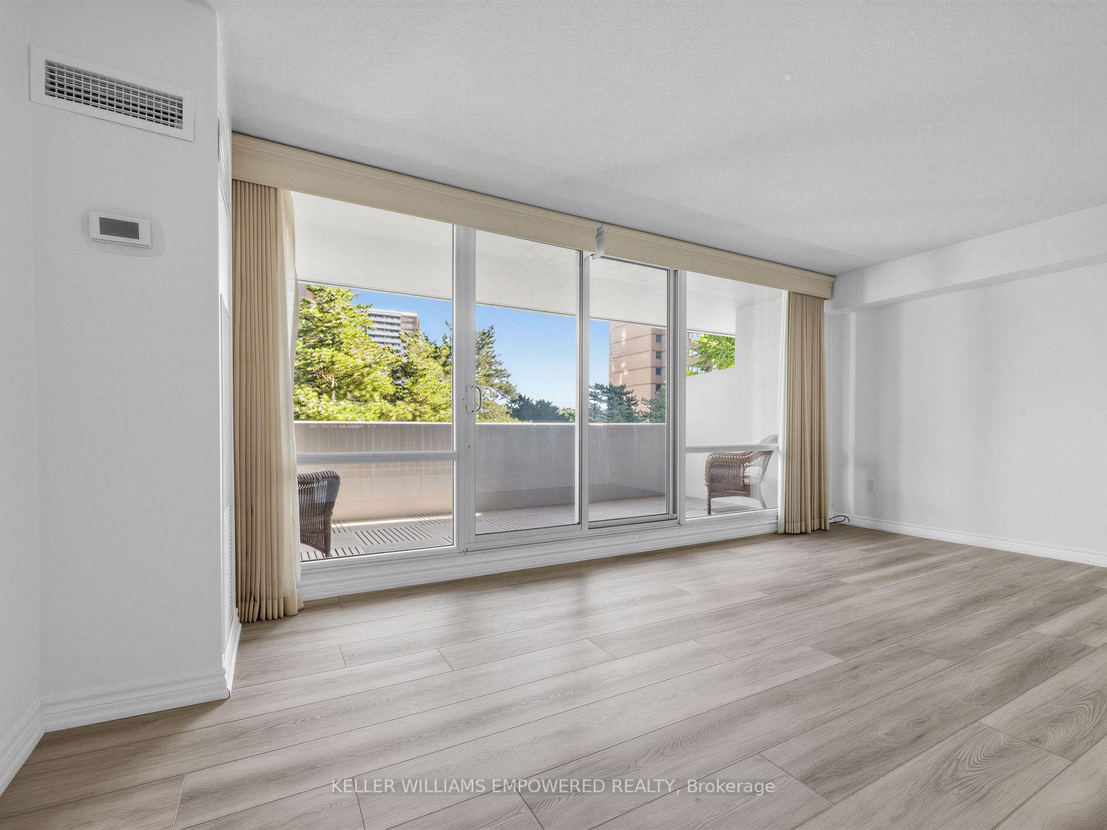 Photo 10 of Unit 406, 240 Scarlett Road, Toronto, Rockcliffe-Smythe — HOMEH