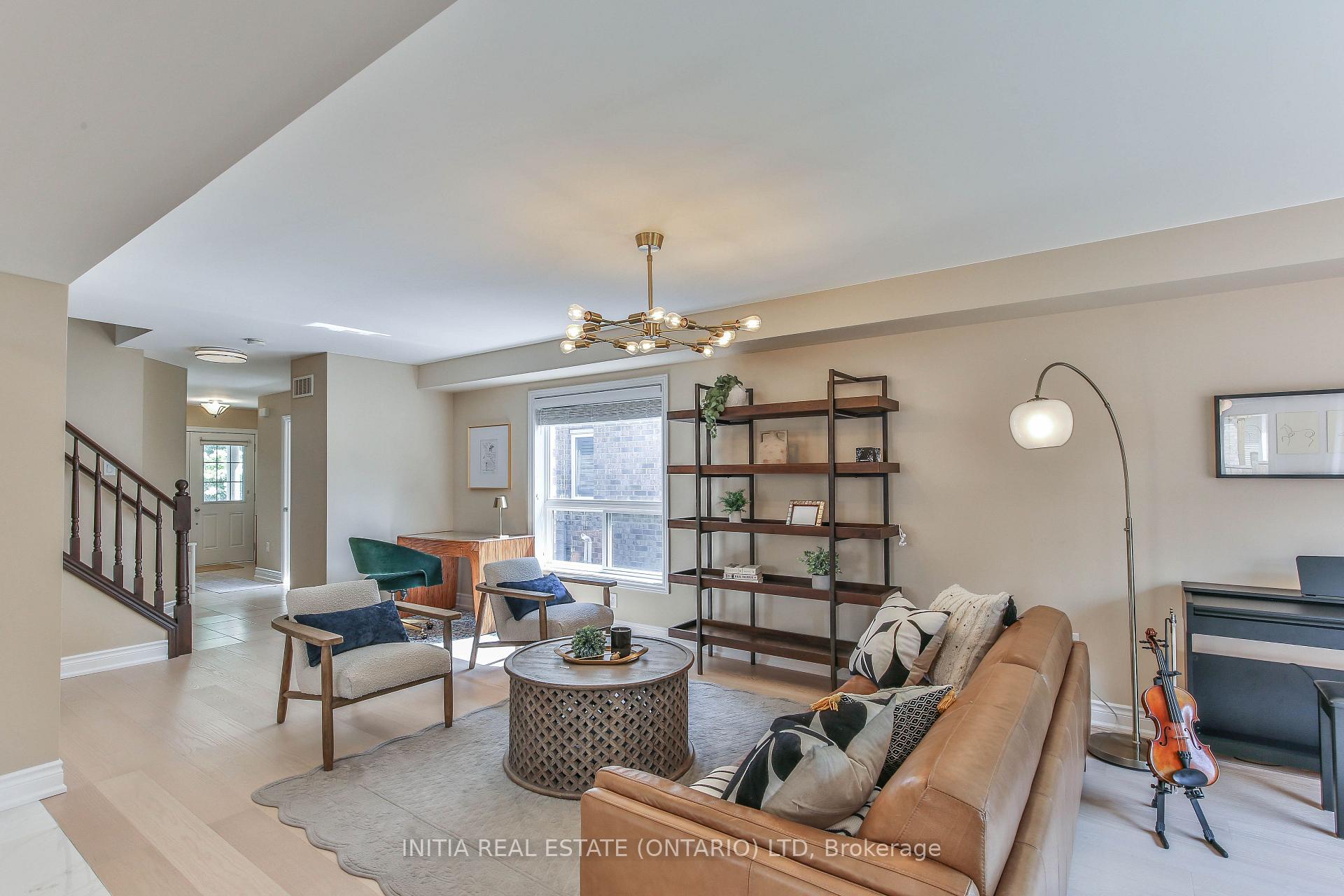 Photo 9 of 3209 Tilbury Lane, London, South V — HOMEH