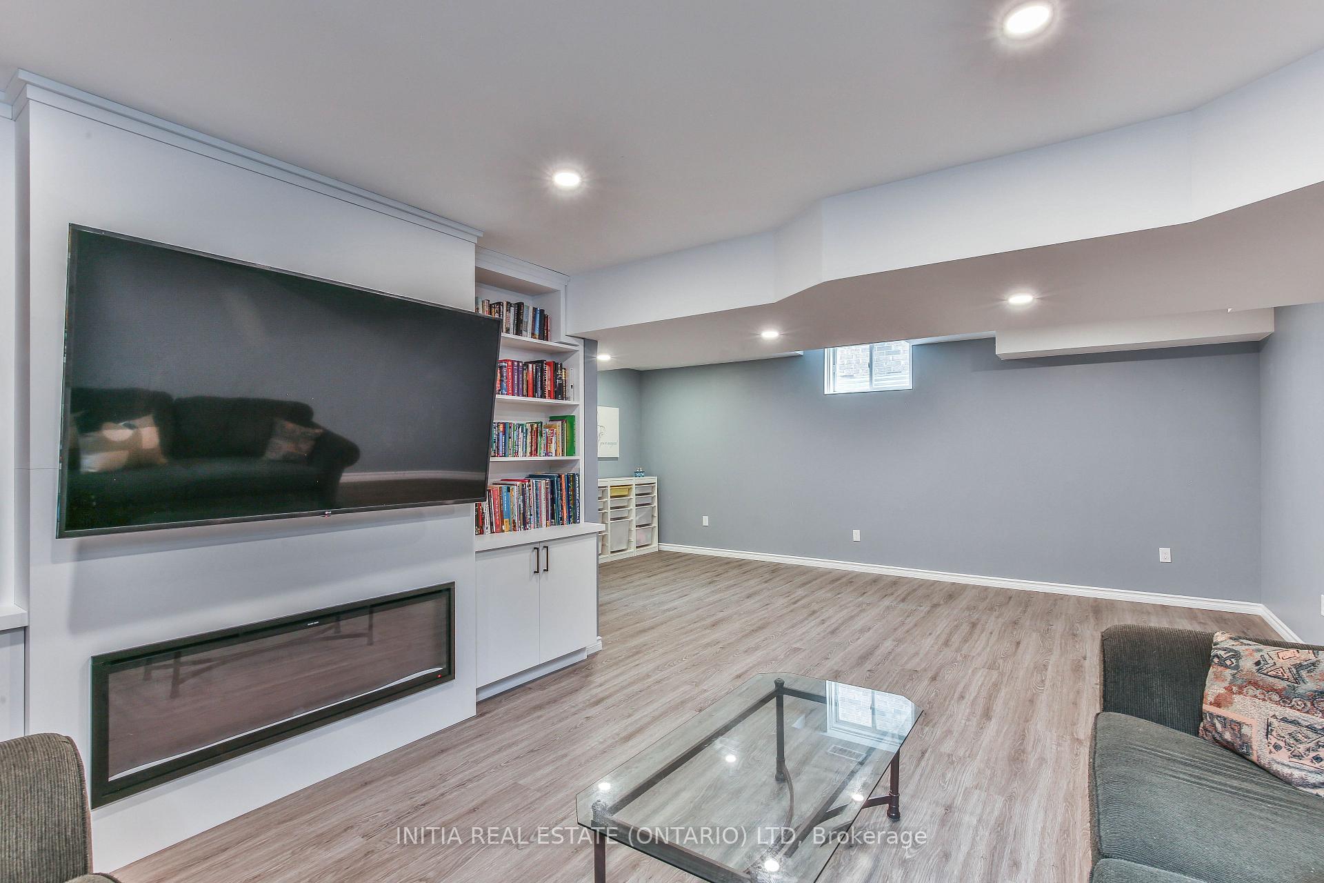 Photo 39 of 3209 Tilbury Lane, London, South V — HOMEH