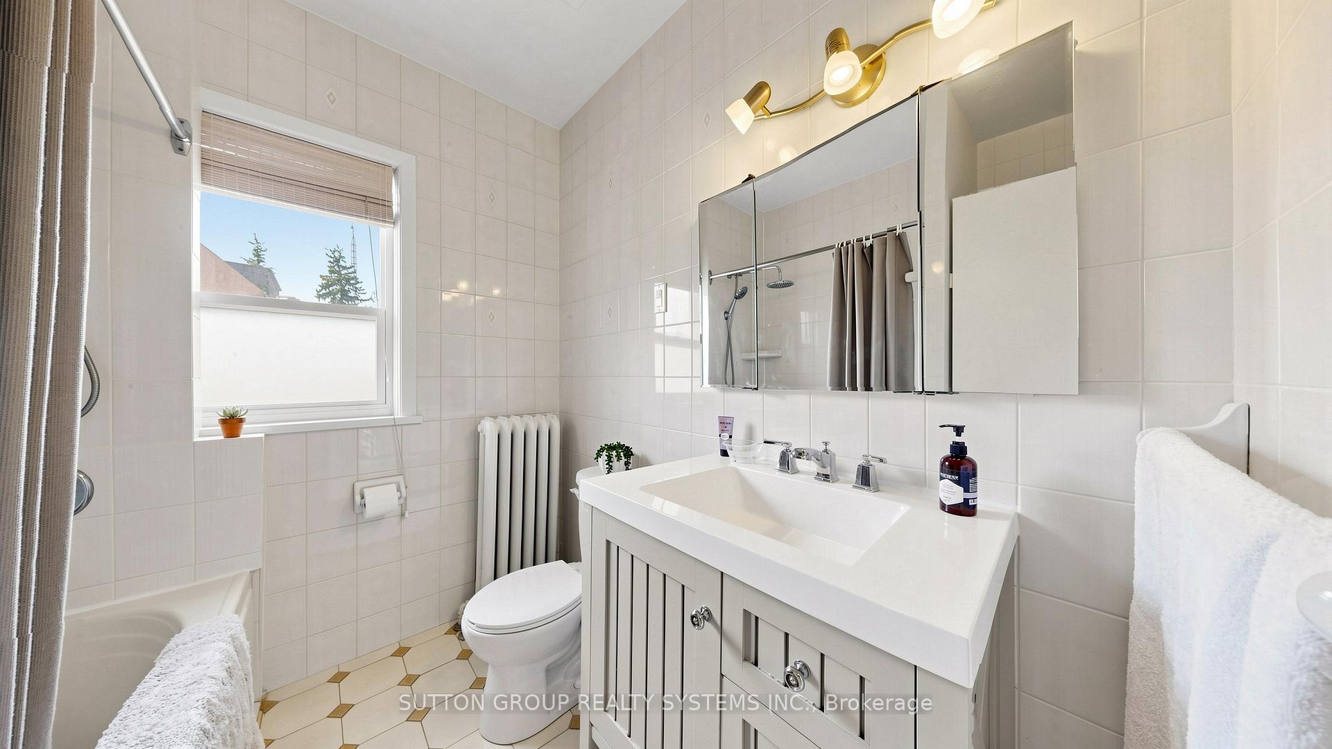 Photo 20 of 114 Rosemount Avenue, Toronto, Corso Italia-Davenport — HOMEH