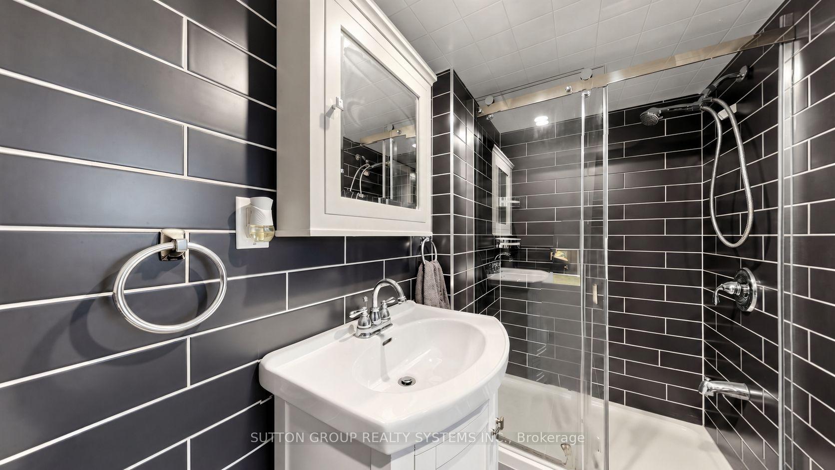 Photo 29 of 114 Rosemount Avenue, Toronto, Corso Italia-Davenport — HOMEH