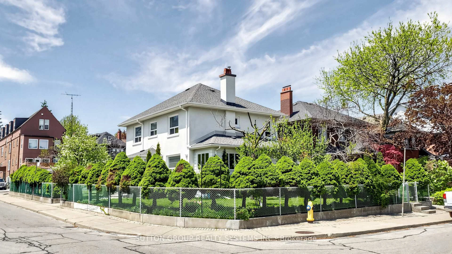 Photo 5 of 114 Rosemount Avenue, Toronto, Corso Italia-Davenport — HOMEH