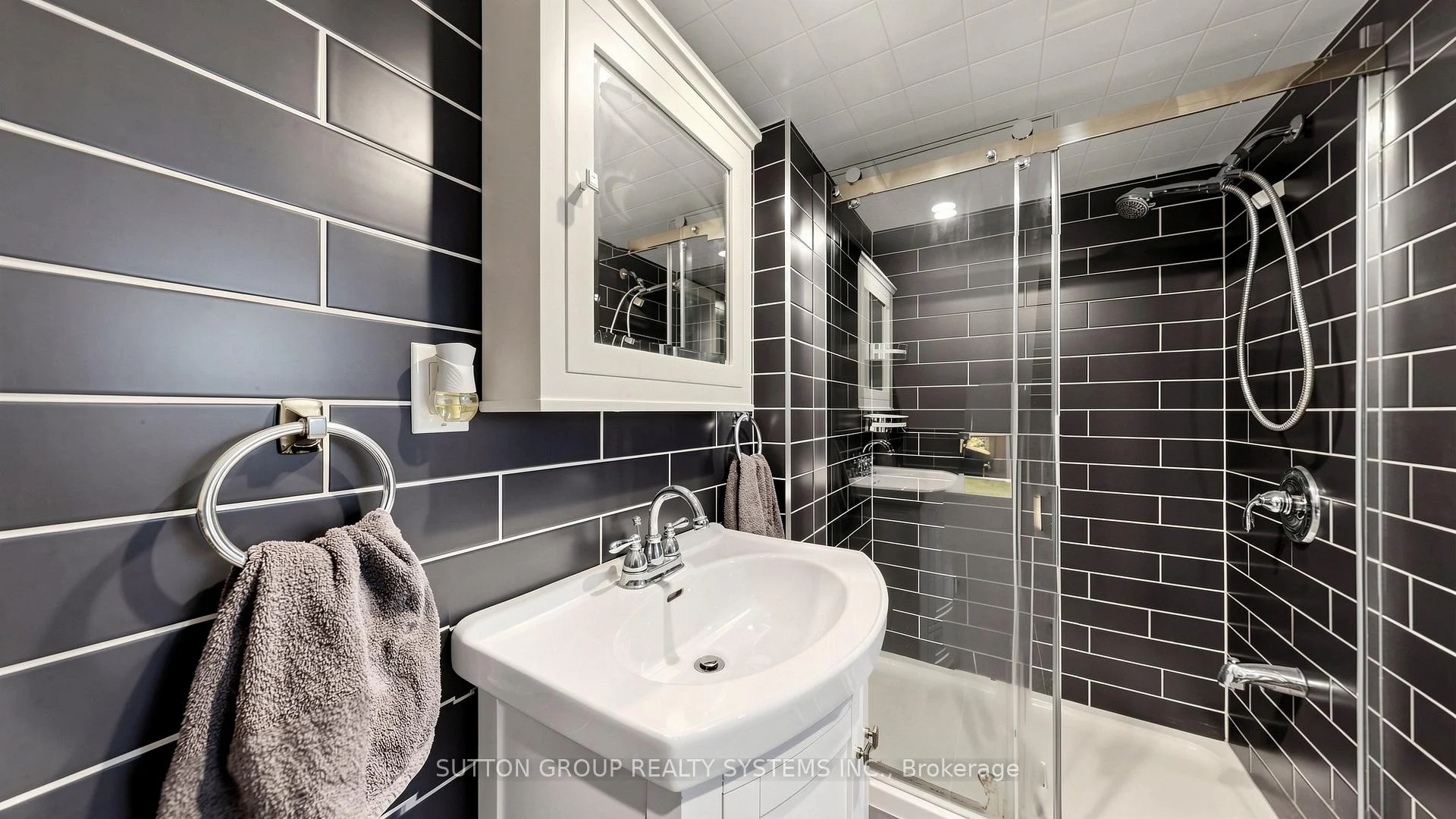 Photo 30 of 114 Rosemount Avenue, Toronto, Corso Italia-Davenport — HOMEH