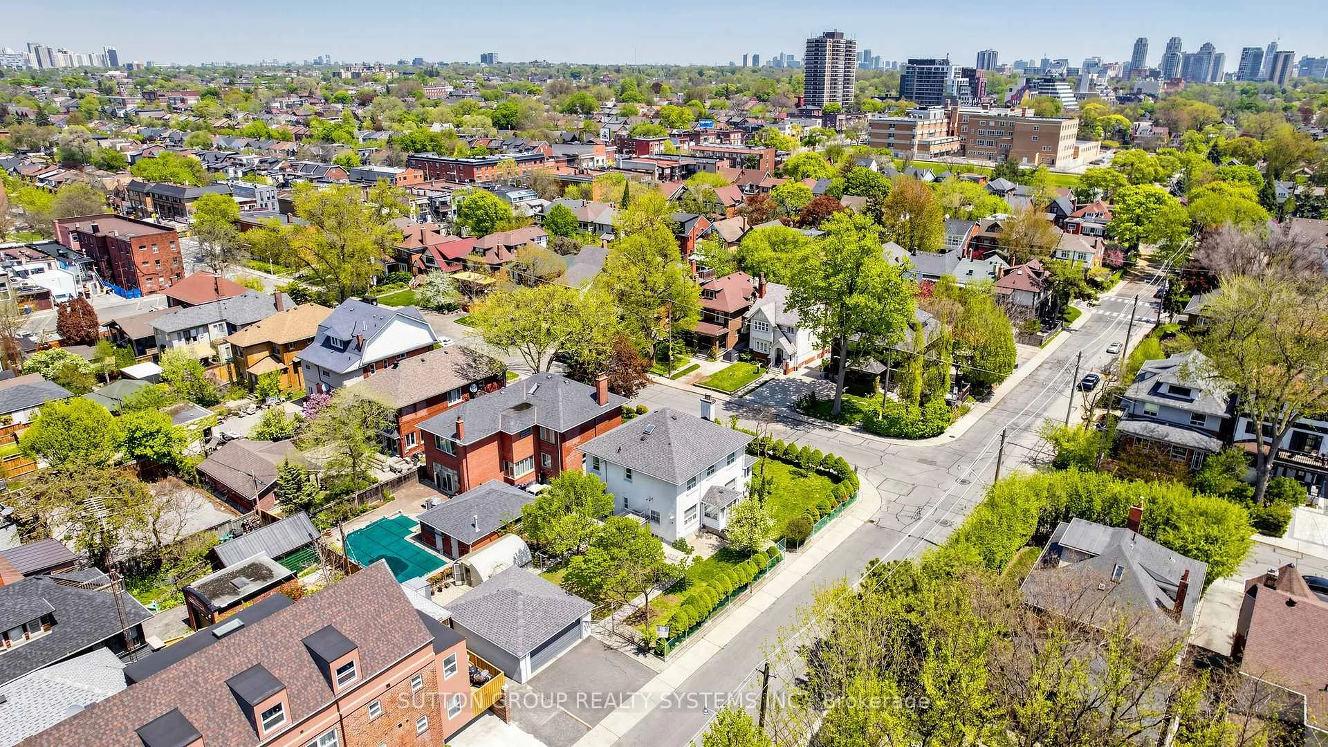 Photo 45 of 114 Rosemount Avenue, Toronto, Corso Italia-Davenport — HOMEH