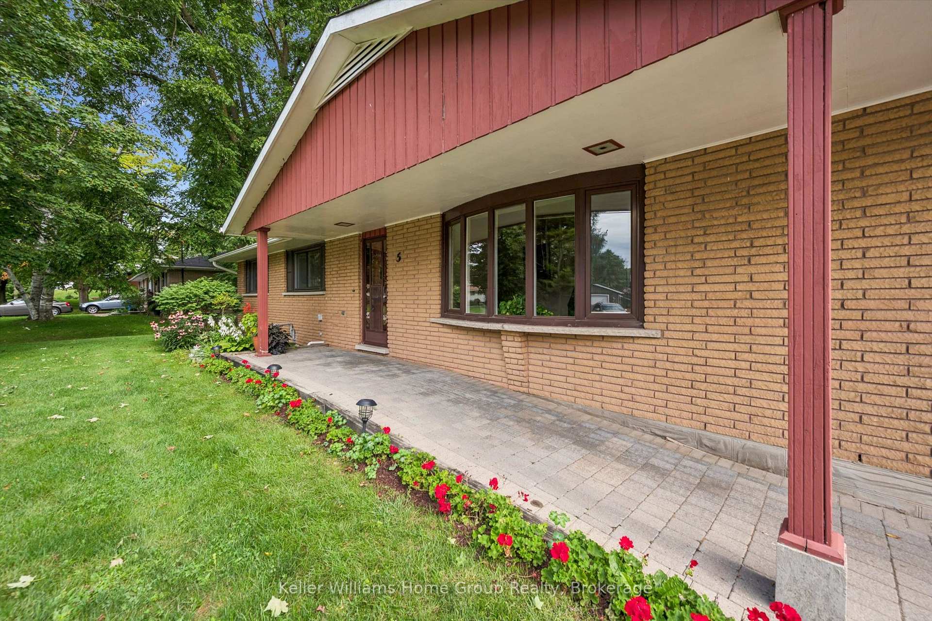 Photo 4 of 5 Cuthbert Street, Centre Wellington, Elora/Salem — HOMEH