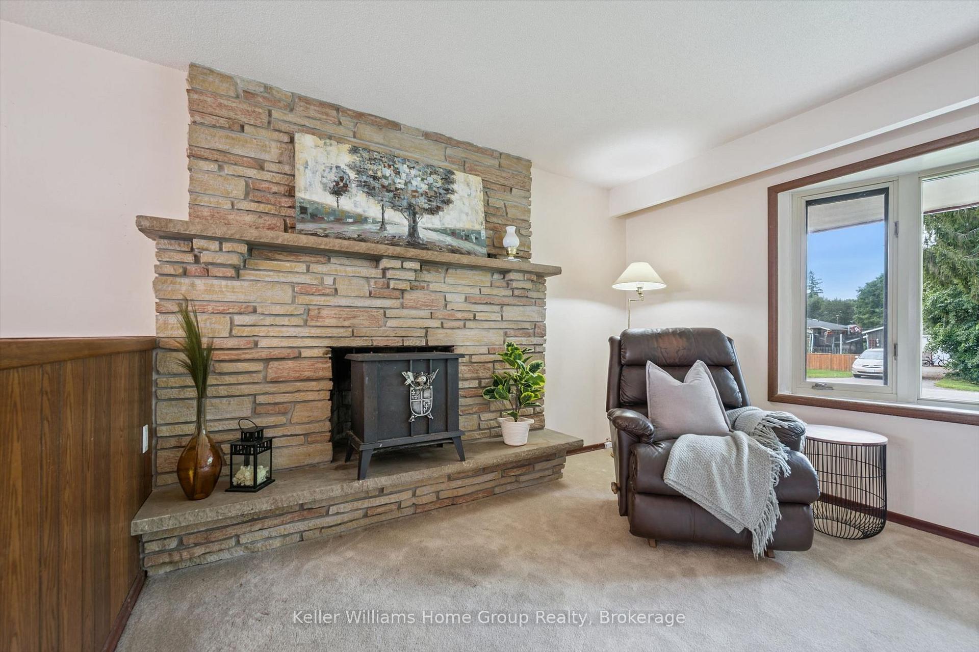 Photo 7 of 5 Cuthbert Street, Centre Wellington, Elora/Salem — HOMEH