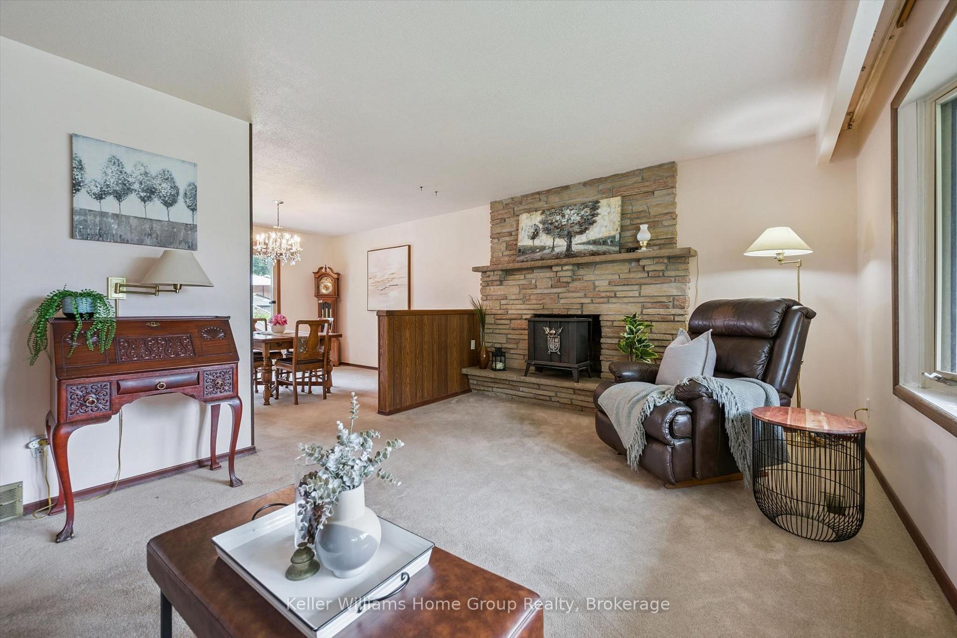 Photo 10 of 5 Cuthbert Street, Centre Wellington, Elora/Salem — HOMEH