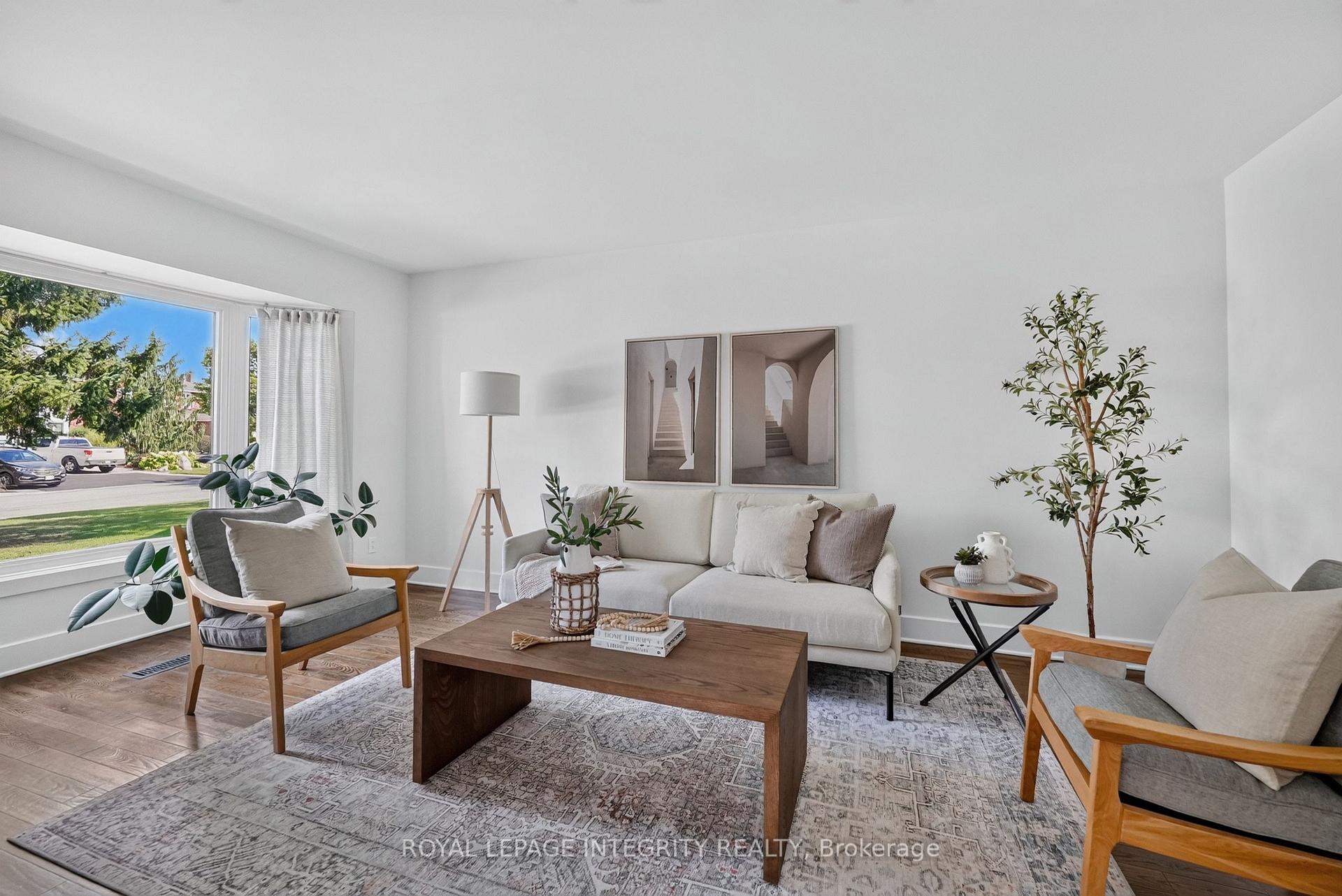 Photo 7 of 1398 Hayes Street, Ottawa, Bilberry Creek/Queenswood Heights — HOMEH