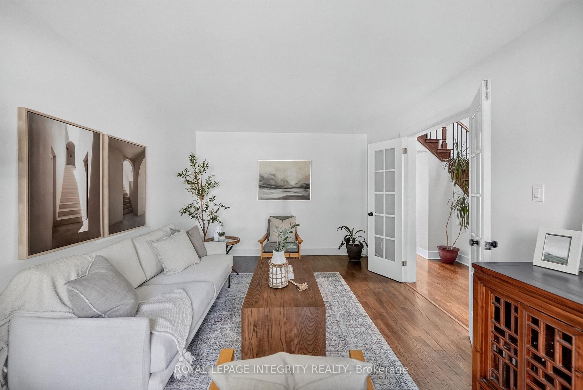 Photo 9 of 1398 Hayes Street, Ottawa, Bilberry Creek/Queenswood Heights — HOMEH