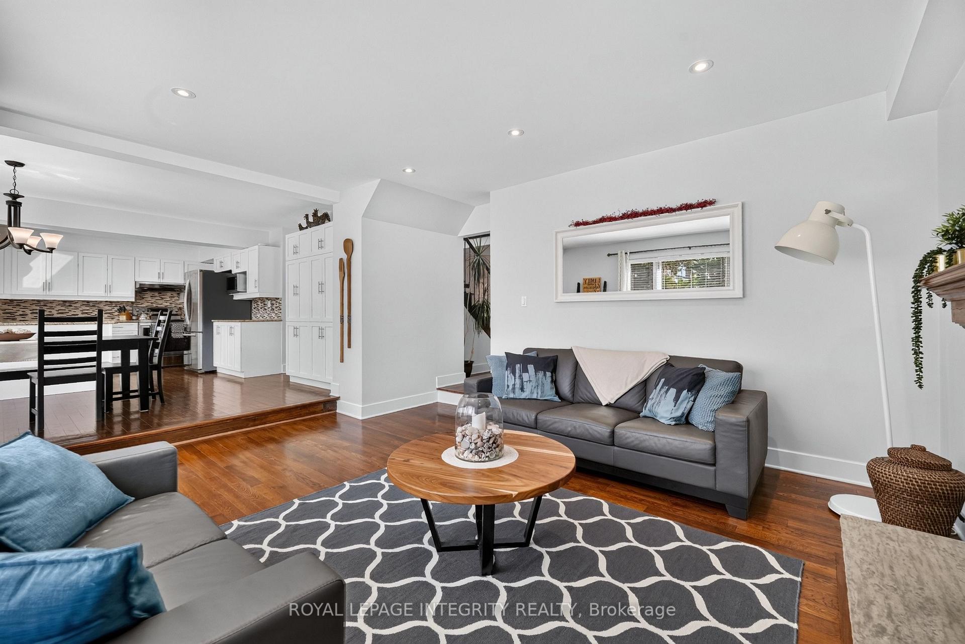 Photo 22 of 1398 Hayes Street, Ottawa, Bilberry Creek/Queenswood Heights — HOMEH