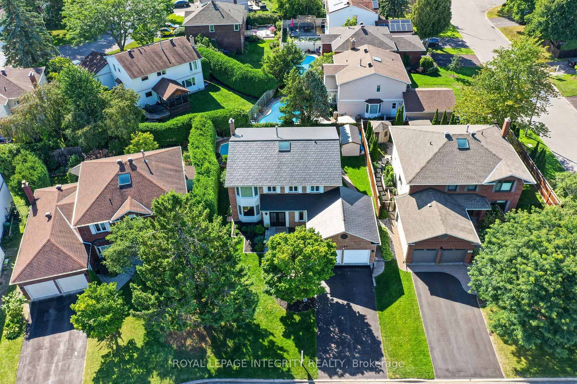 Photo 53 of 1398 Hayes Street, Ottawa, Bilberry Creek/Queenswood Heights — HOMEH