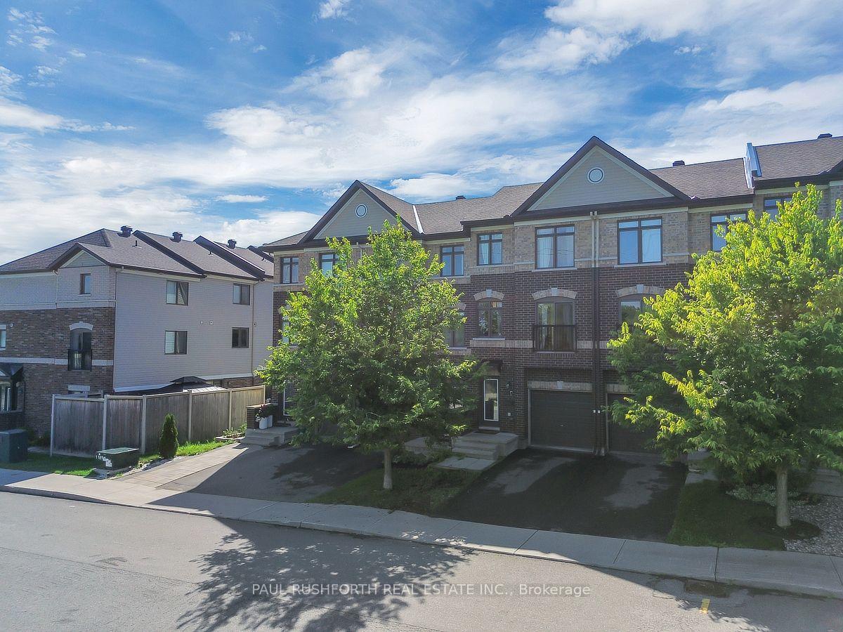 Photo of 243 Eric Czapnik Way