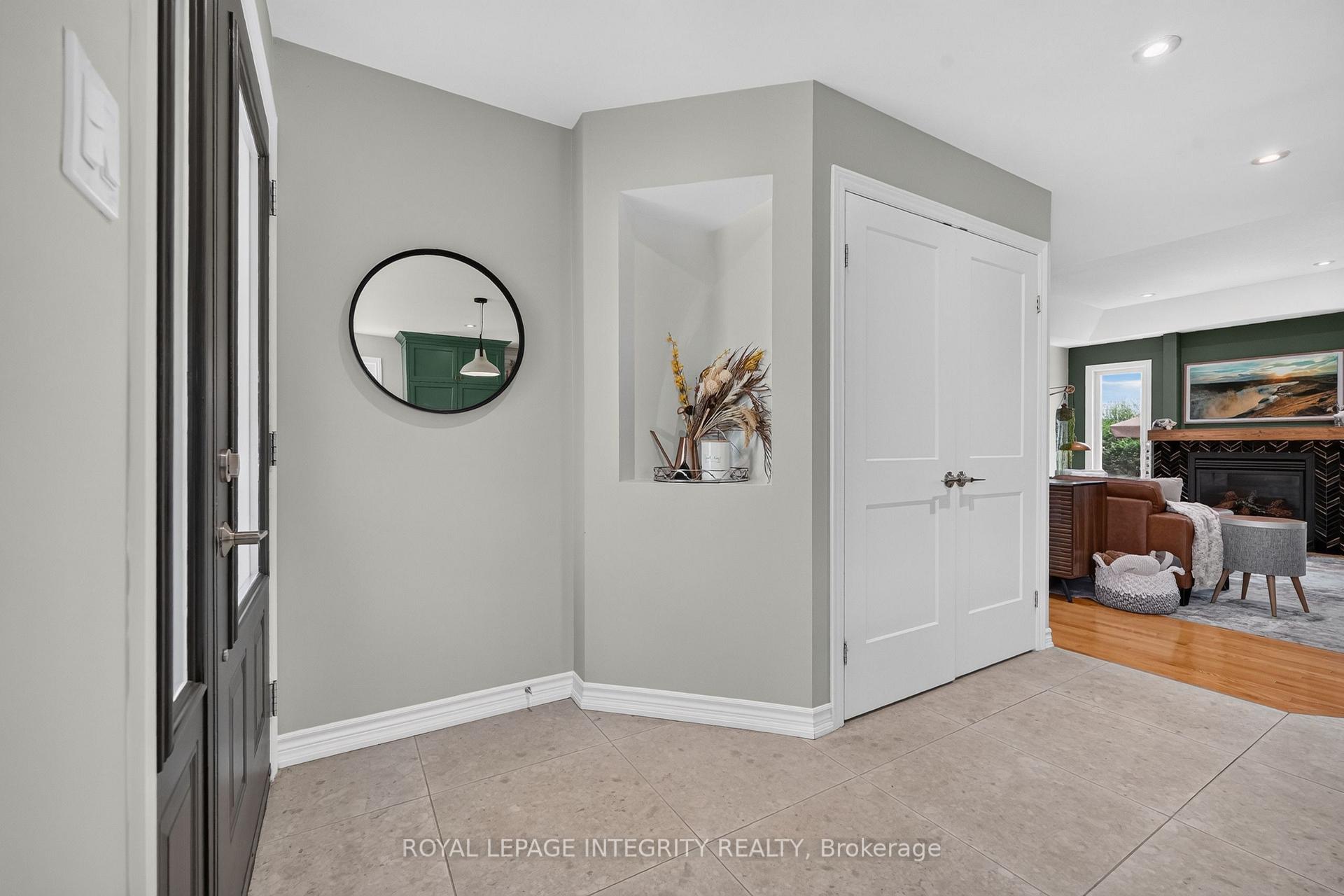 Photo 6 of 1946 Farisita Drive, Ottawa, Vars Village — HOMEH