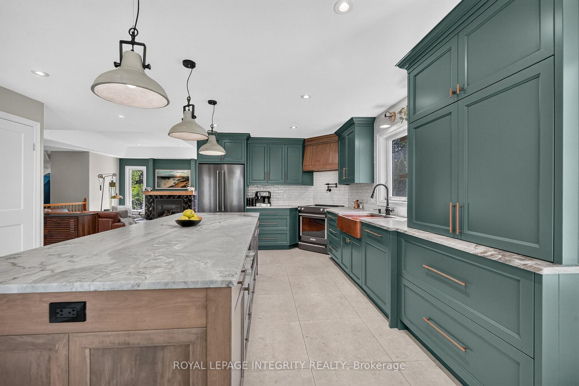 Photo 9 of 1946 Farisita Drive, Ottawa, Vars Village — HOMEH