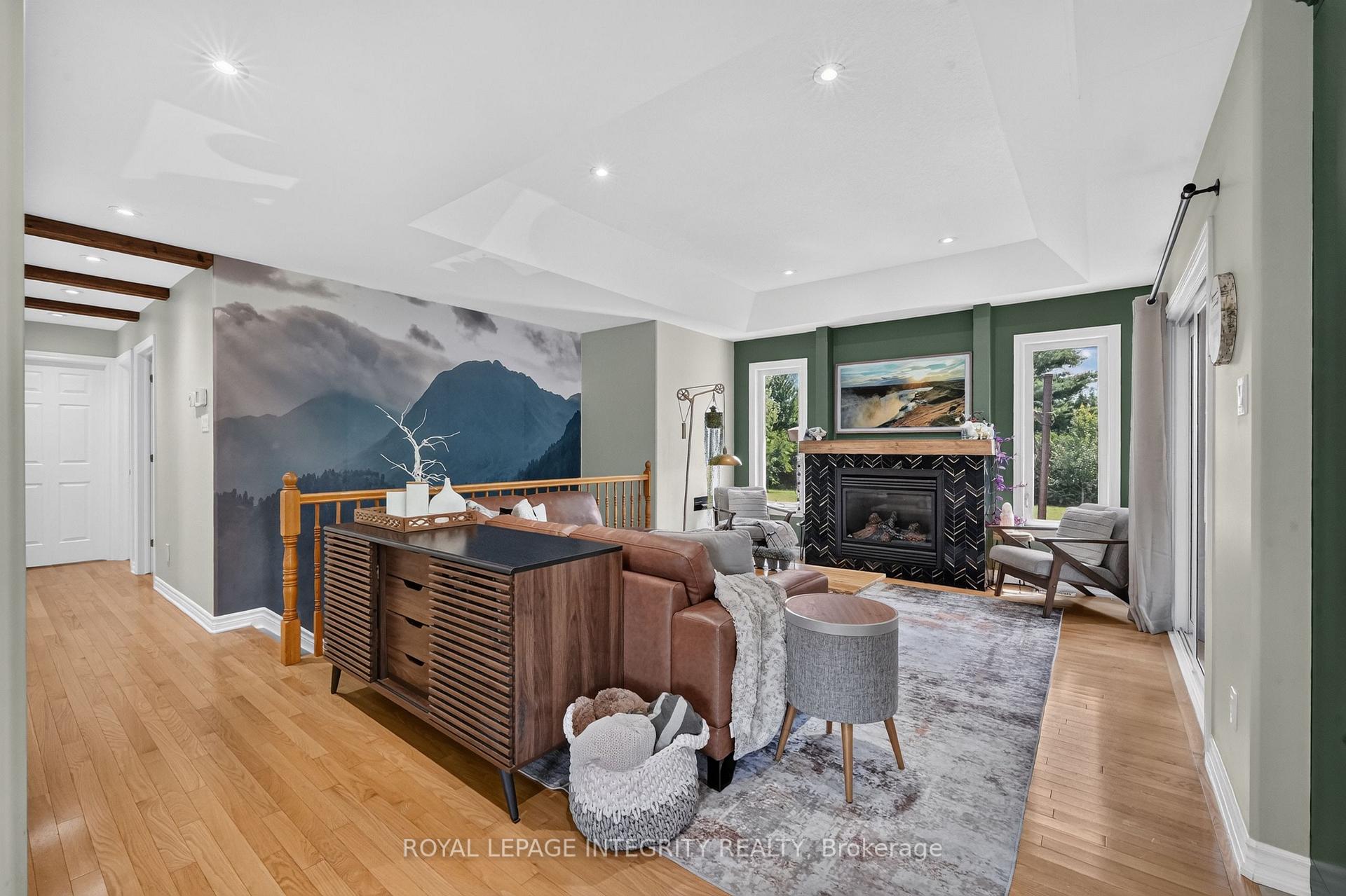 Photo 15 of 1946 Farisita Drive, Ottawa, Vars Village — HOMEH
